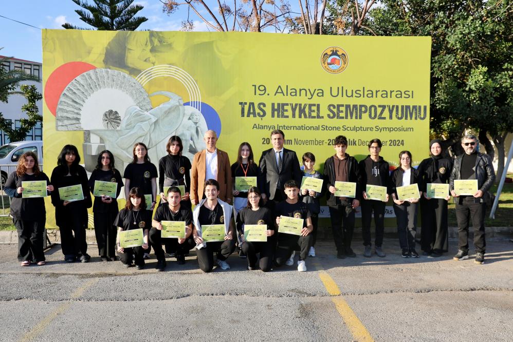 Alanya'da 19. Uluslararası Taş Heykel Sempozyumu Tamamlandı