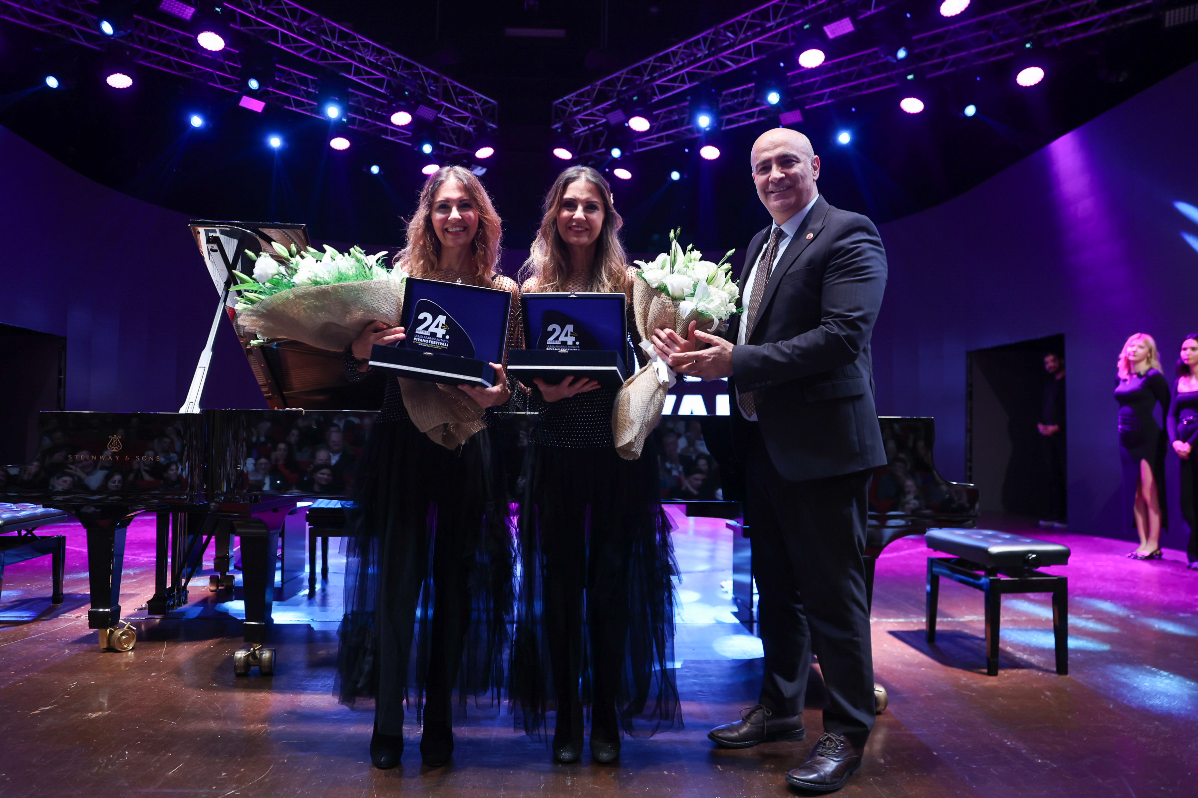 24. Uluslararası Antalya Piyano Festivali, Ferhan ve Ferzan Önder Kardeşlerin Muhteşem Konseriyle Sona Erdi