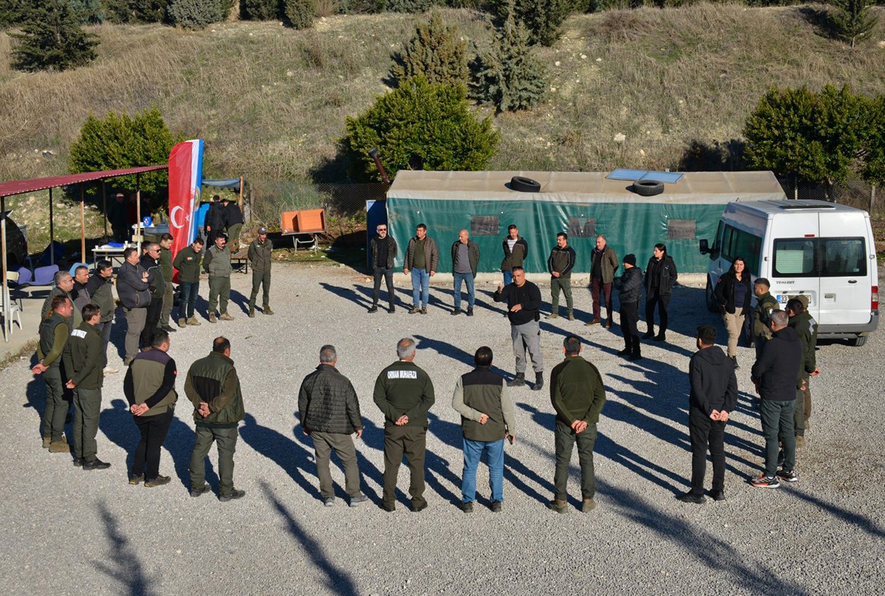 Mersin'de orman muhafaza memurlarına 'silah eğitimi' verildi