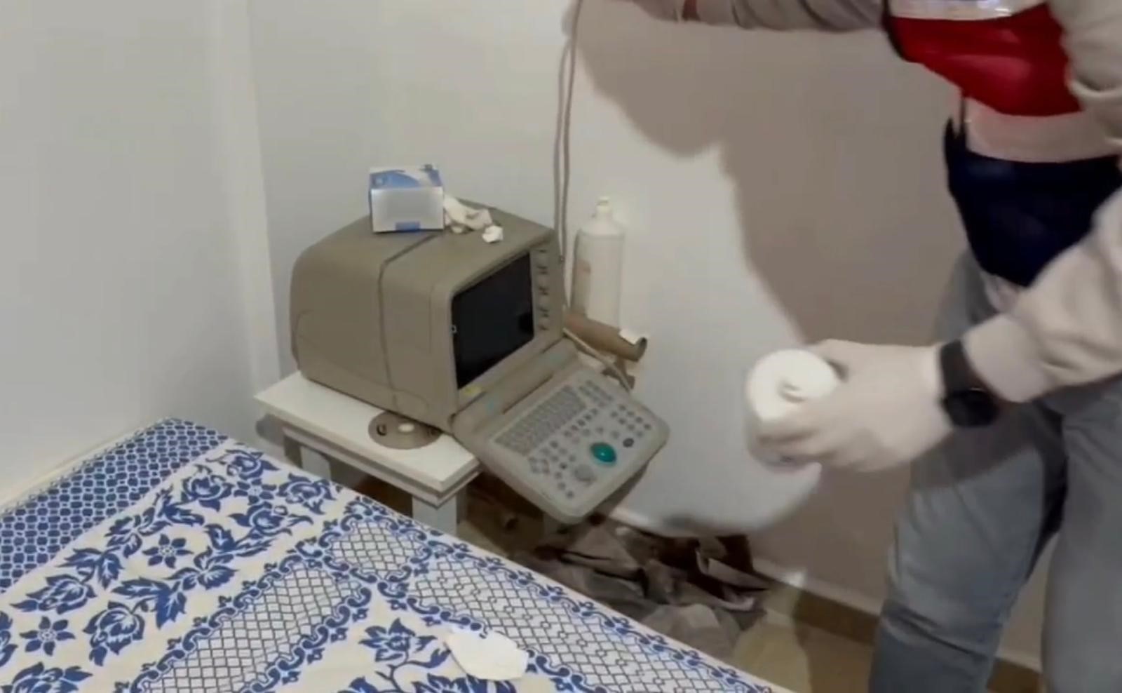 Mersin'de 'yetkisiz doktor' operasyonu: 2 gözaltı