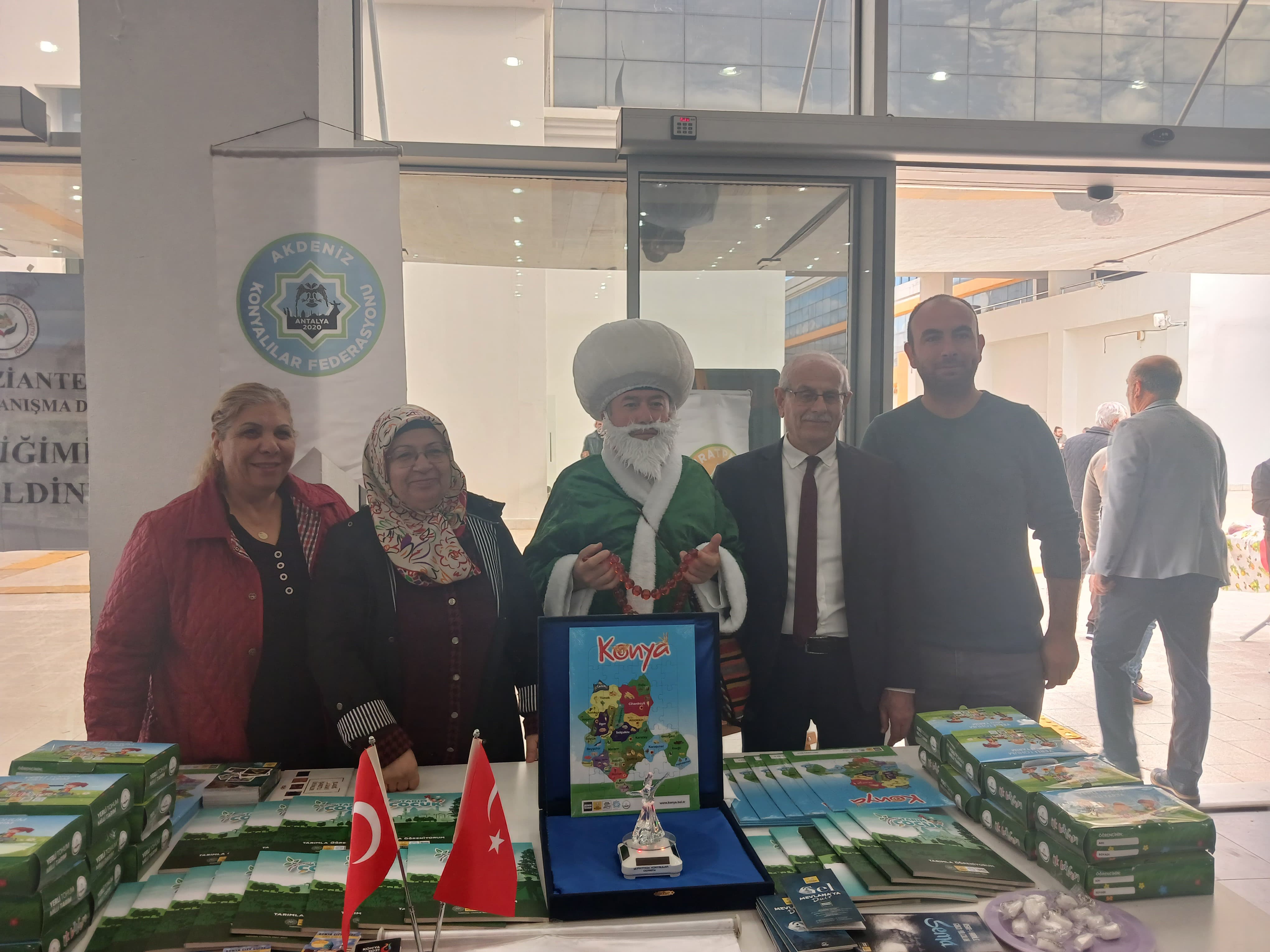 ASSİM’de Hemşeri Dernekleri Yöresel Ürünlerini Tanıttı