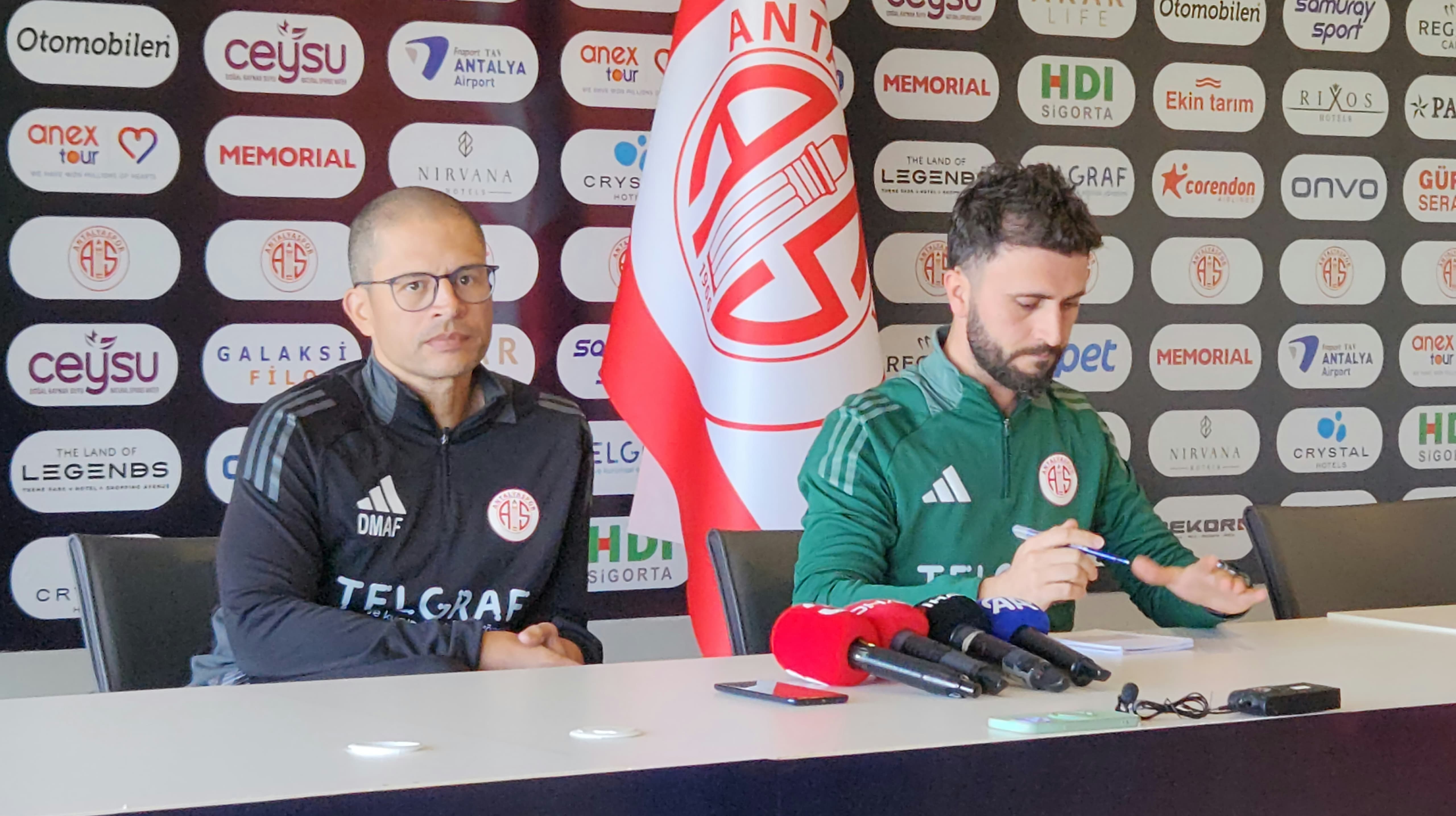 Alex de Souza "Agresif Bir Takım İsterdim"