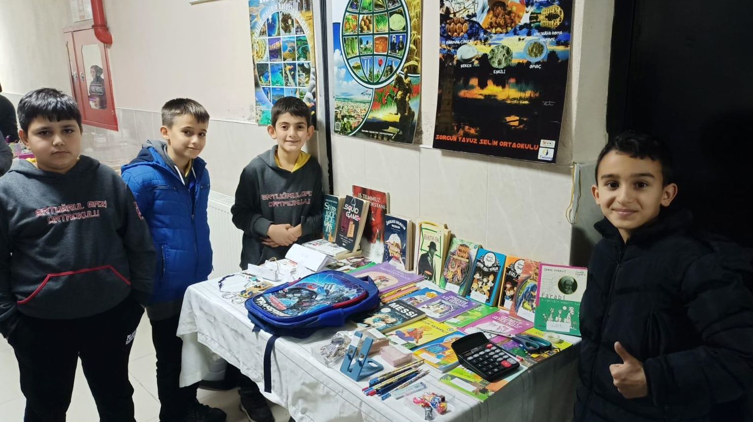 Bucak'ta Öğrencilerden Anlamlı Etkinlik: Eski Eşyalar Pazara, Gelirler Yardıma