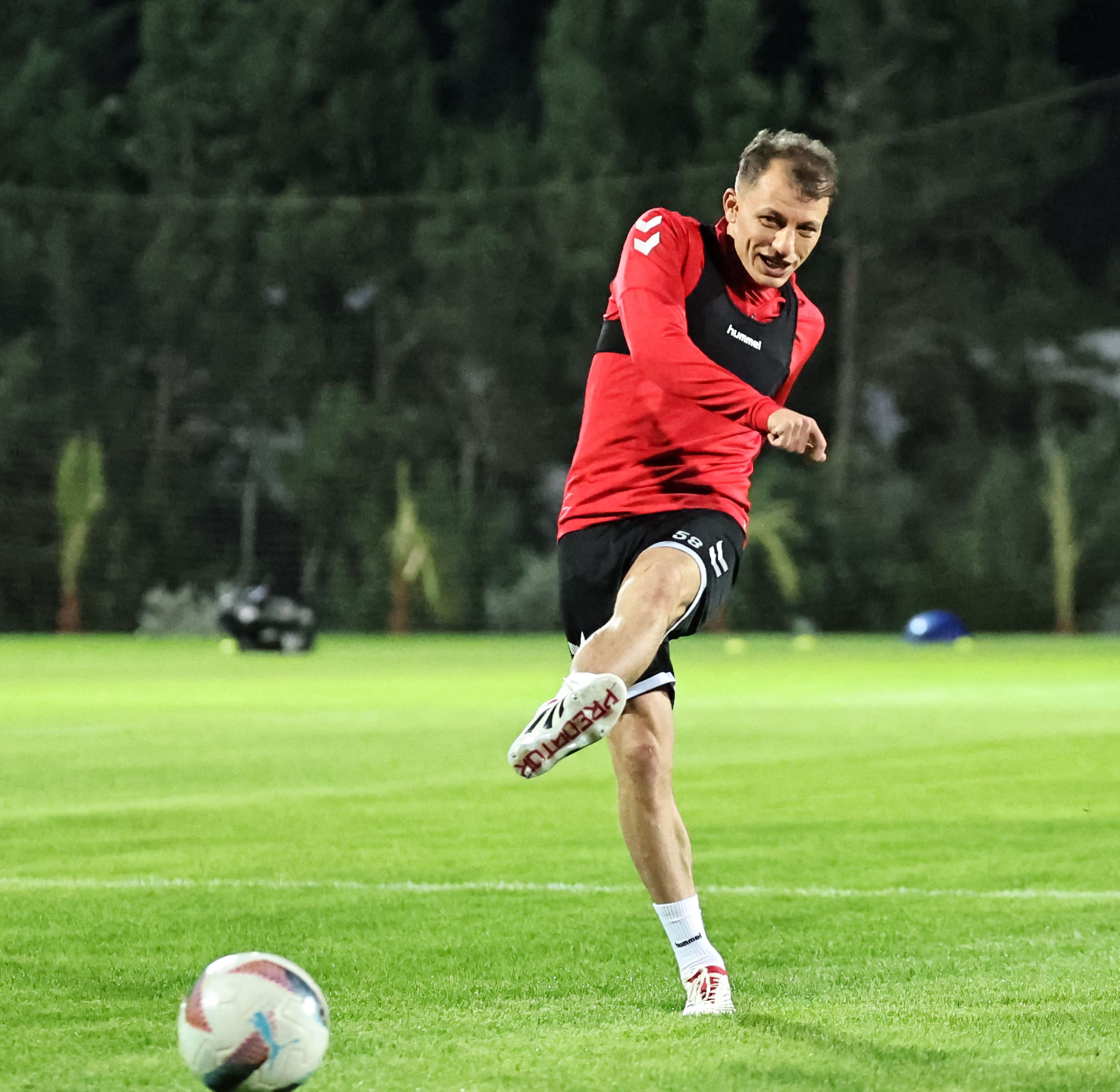 Sivasspor, Antalya Kampına Başladı