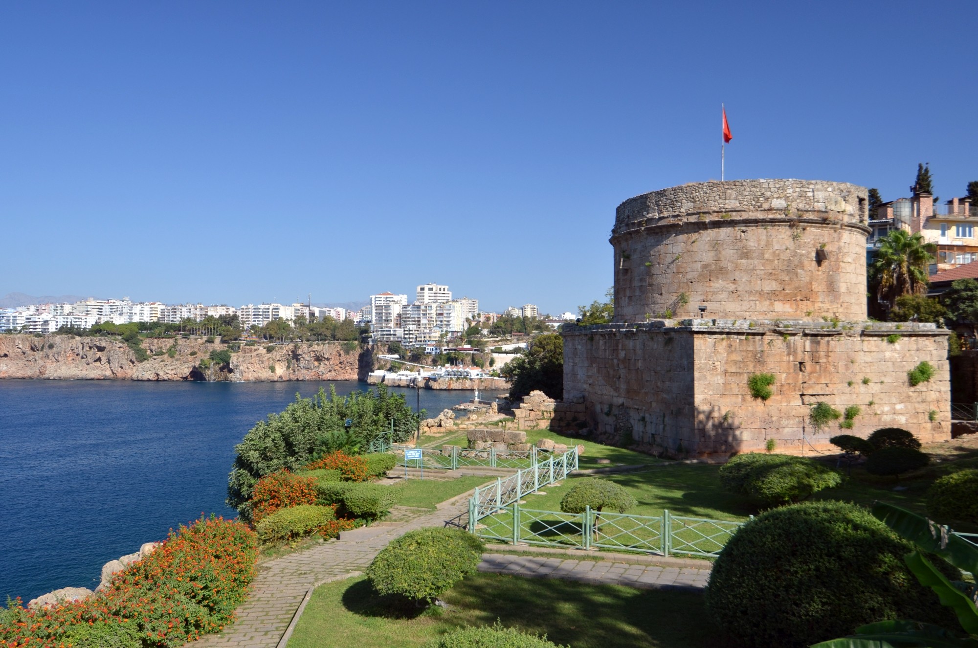 Antalya’da “Kent Kültürü ve Kentlilik Bilinci Geliştirme Projesi Etkinliği“ Düzenlenecek