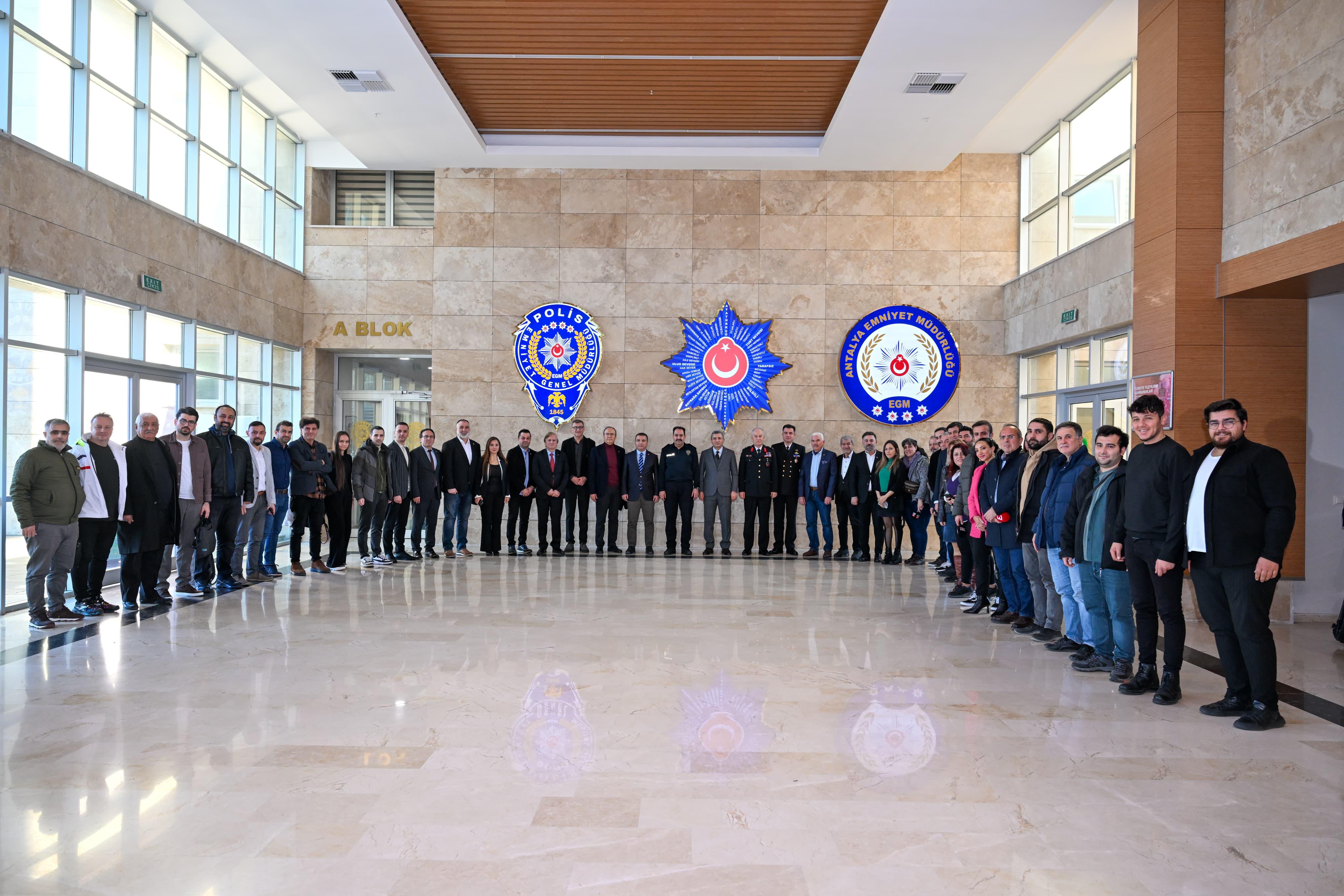 Antalya Valisi Hulusi Şahin, 2024 Yılı Asayiş Suçlarını Değerlendirdi