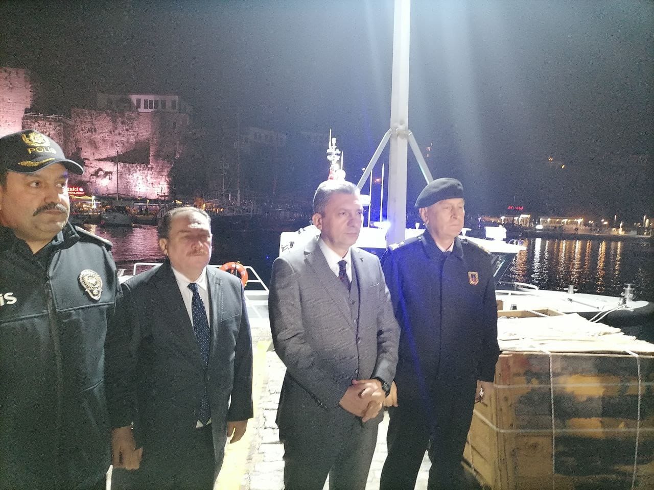 Vali Şahin Sahada İncelemelerde Bulundu