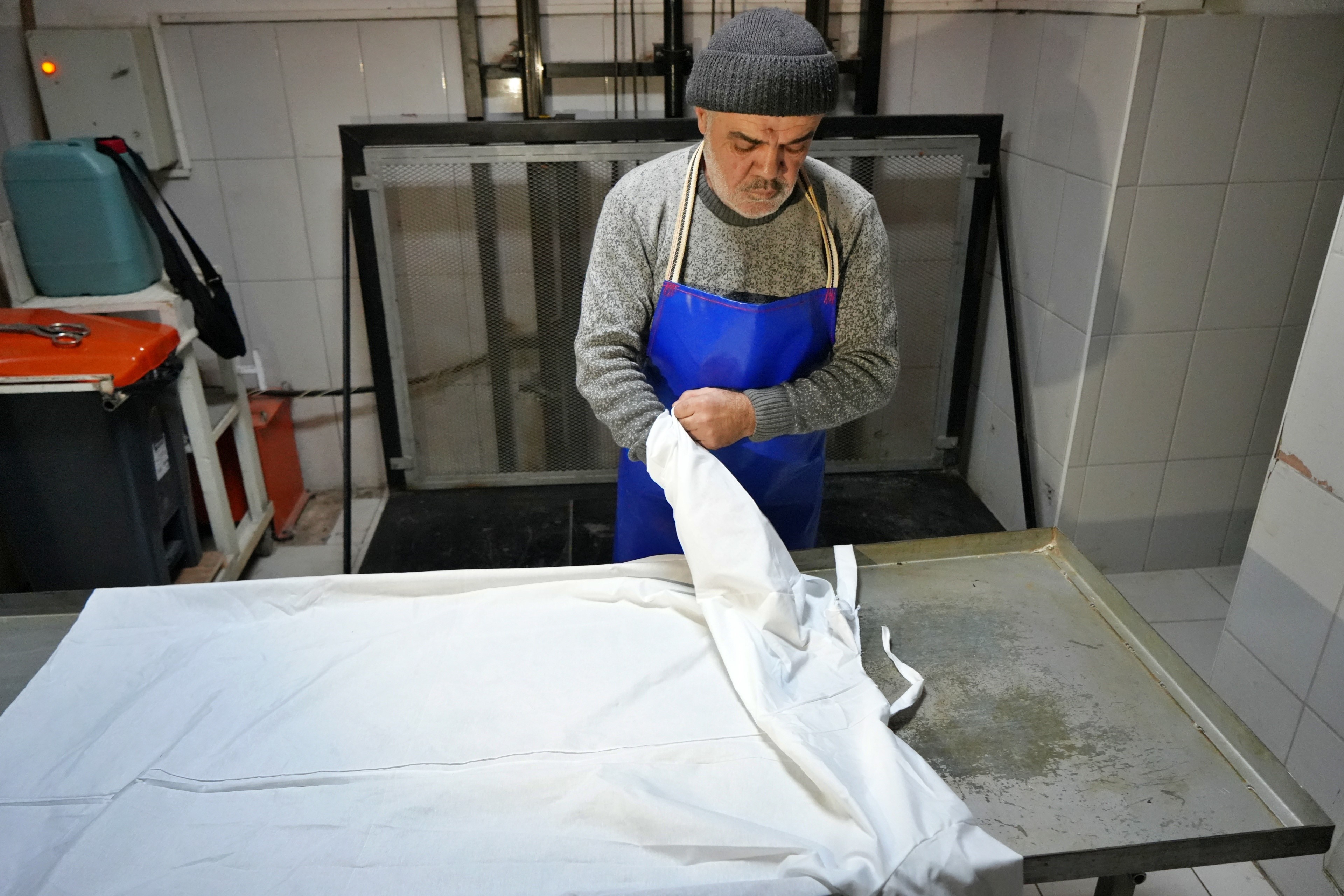 Garsonluk ve Ambulans şoförlüğünden Uluslararası Gassallığa