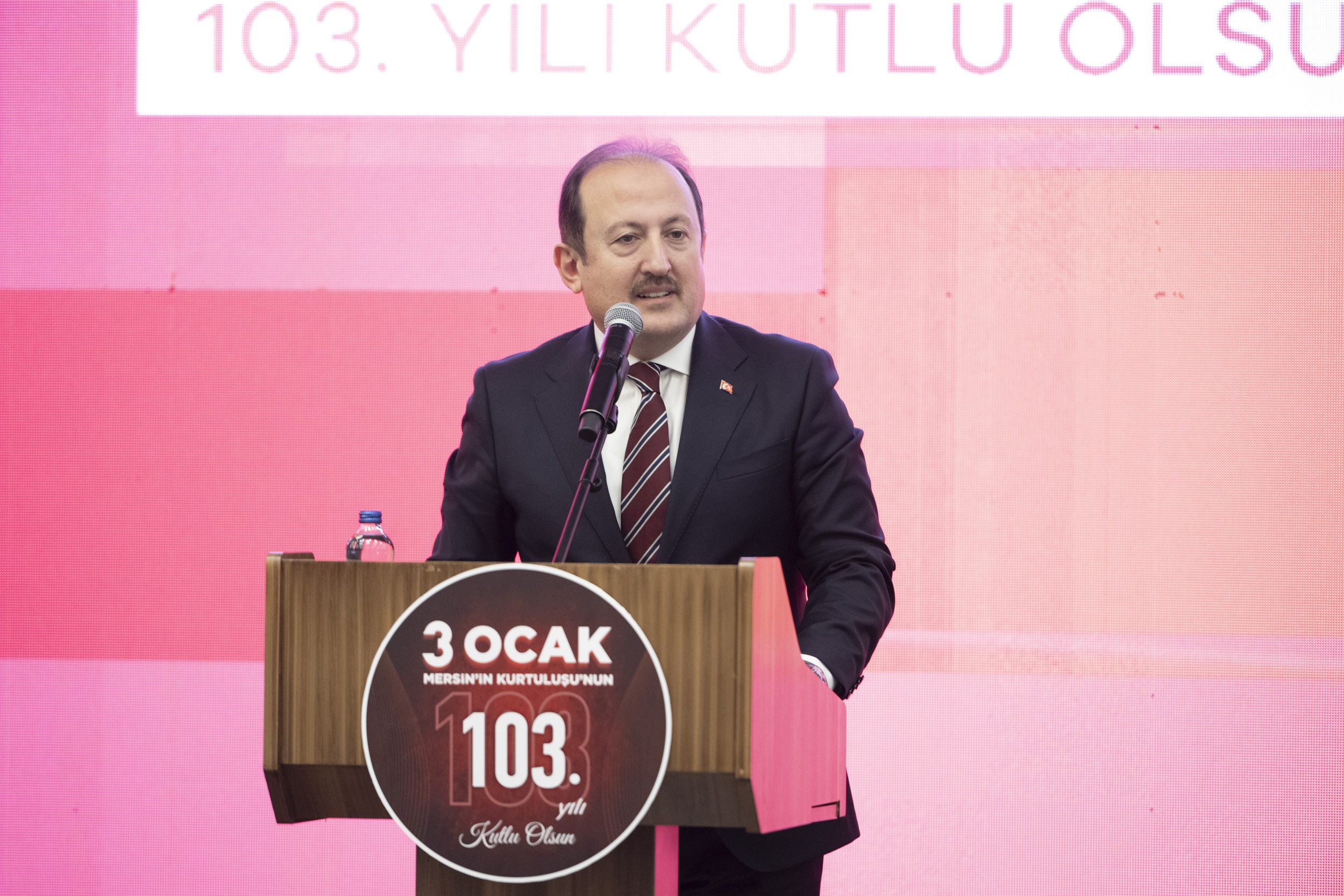 Mersin'de Şehit Sileleri ve Gaziler Onuruna Yemek Verildi