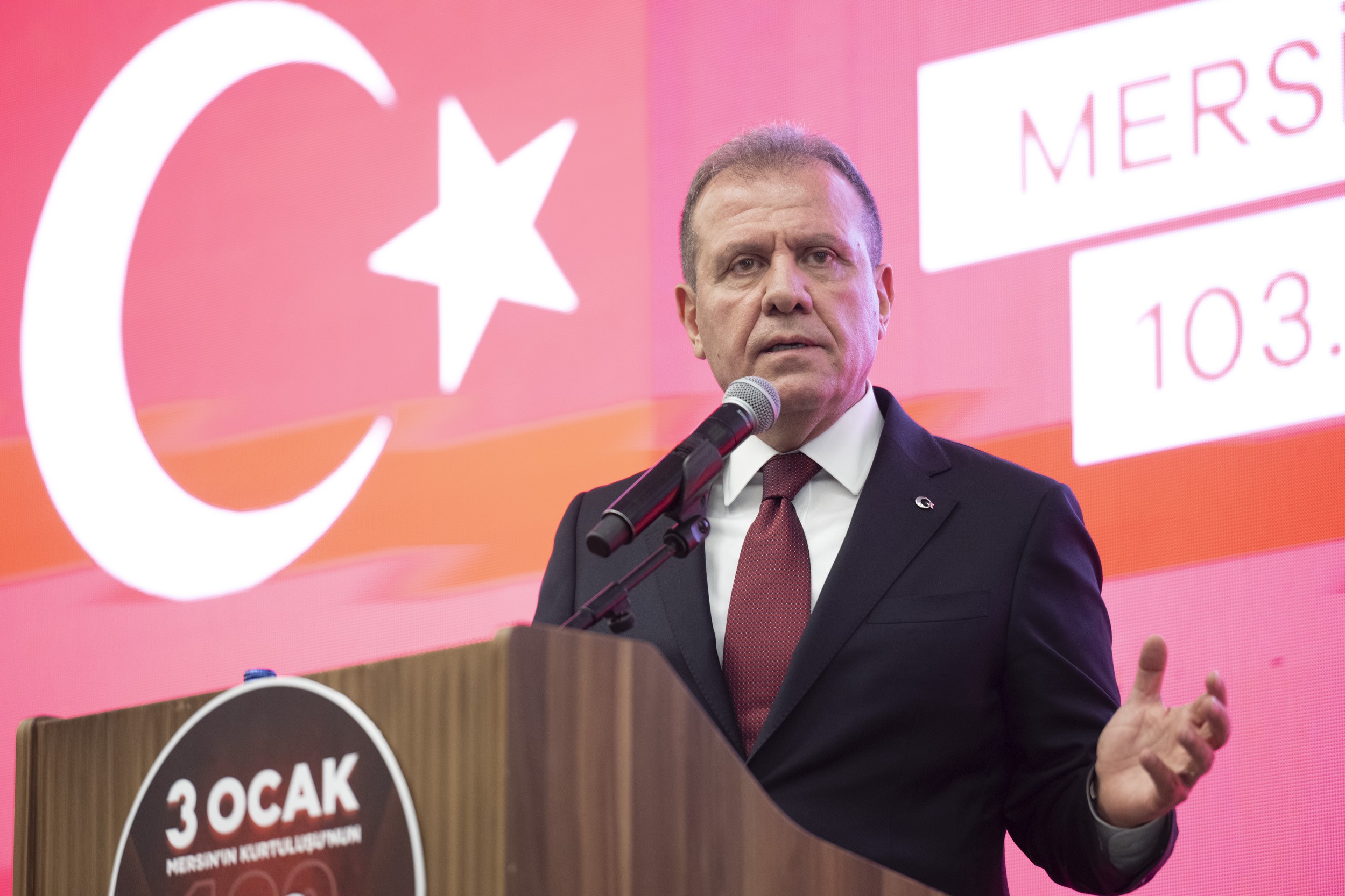 Mersin'de Şehit Sileleri ve Gaziler Onuruna Yemek Verildi