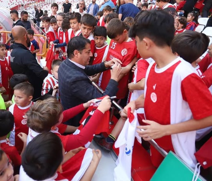 Başkan Adayı Sezgin Özer'den Açıklama