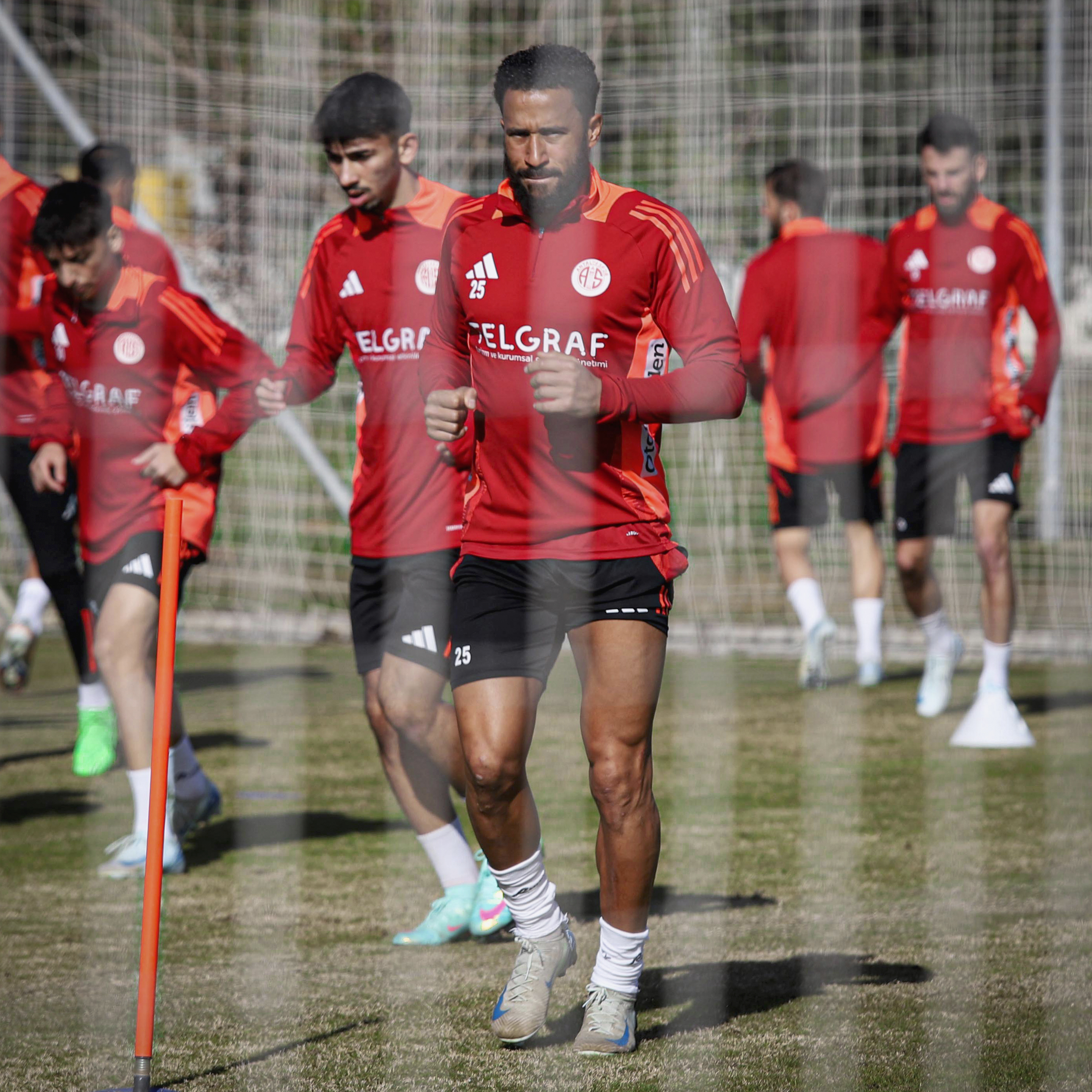 Onvo Antalyaspor Yeni Formatta İlk Maçına Çıkıyor