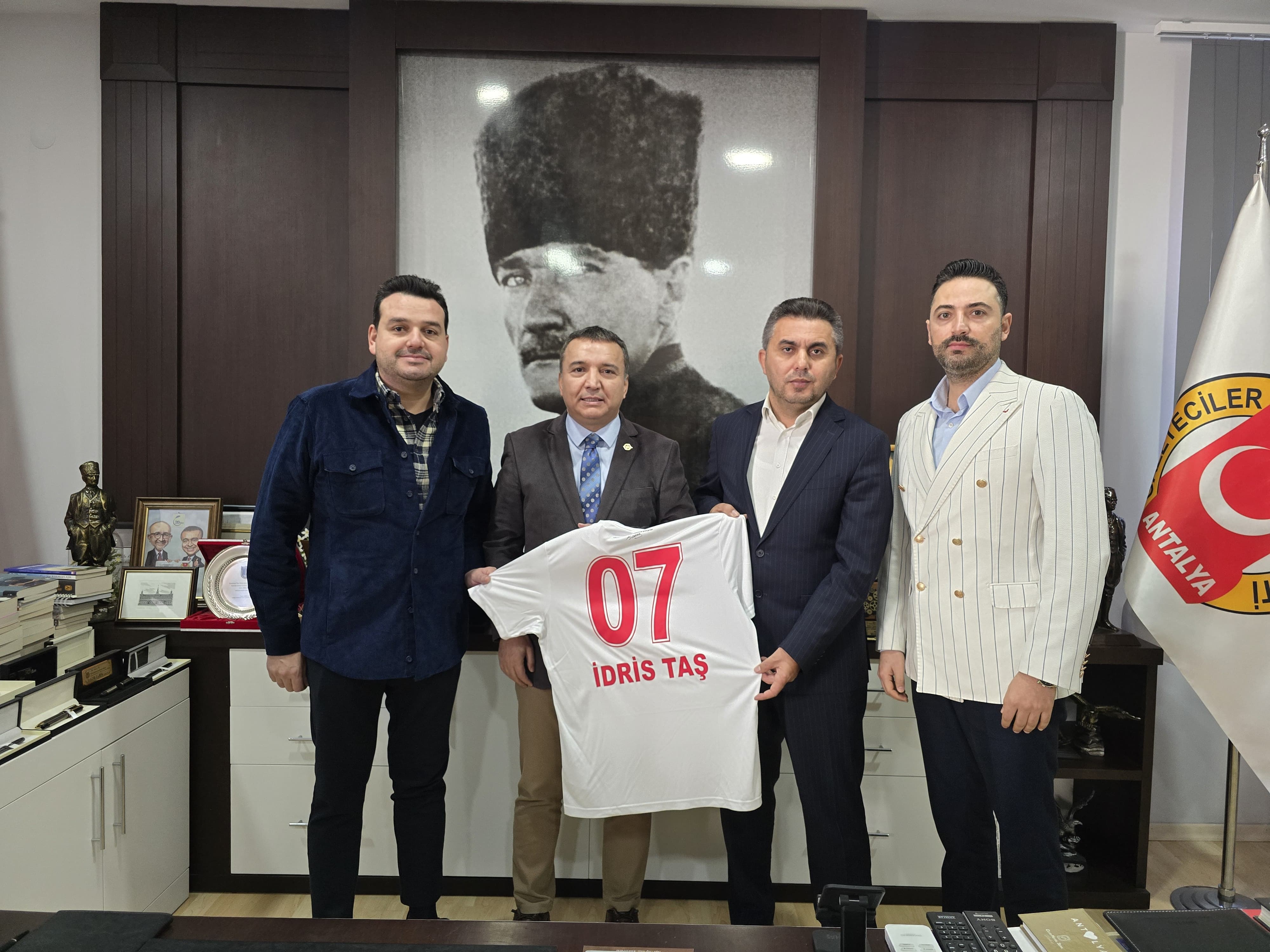 Başkan Adayı Ergün'den AGC Ziyareti 