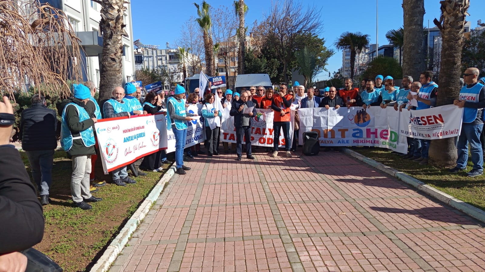 Antalya Tabip Odası: " Mücadelemiz Sürecek!"