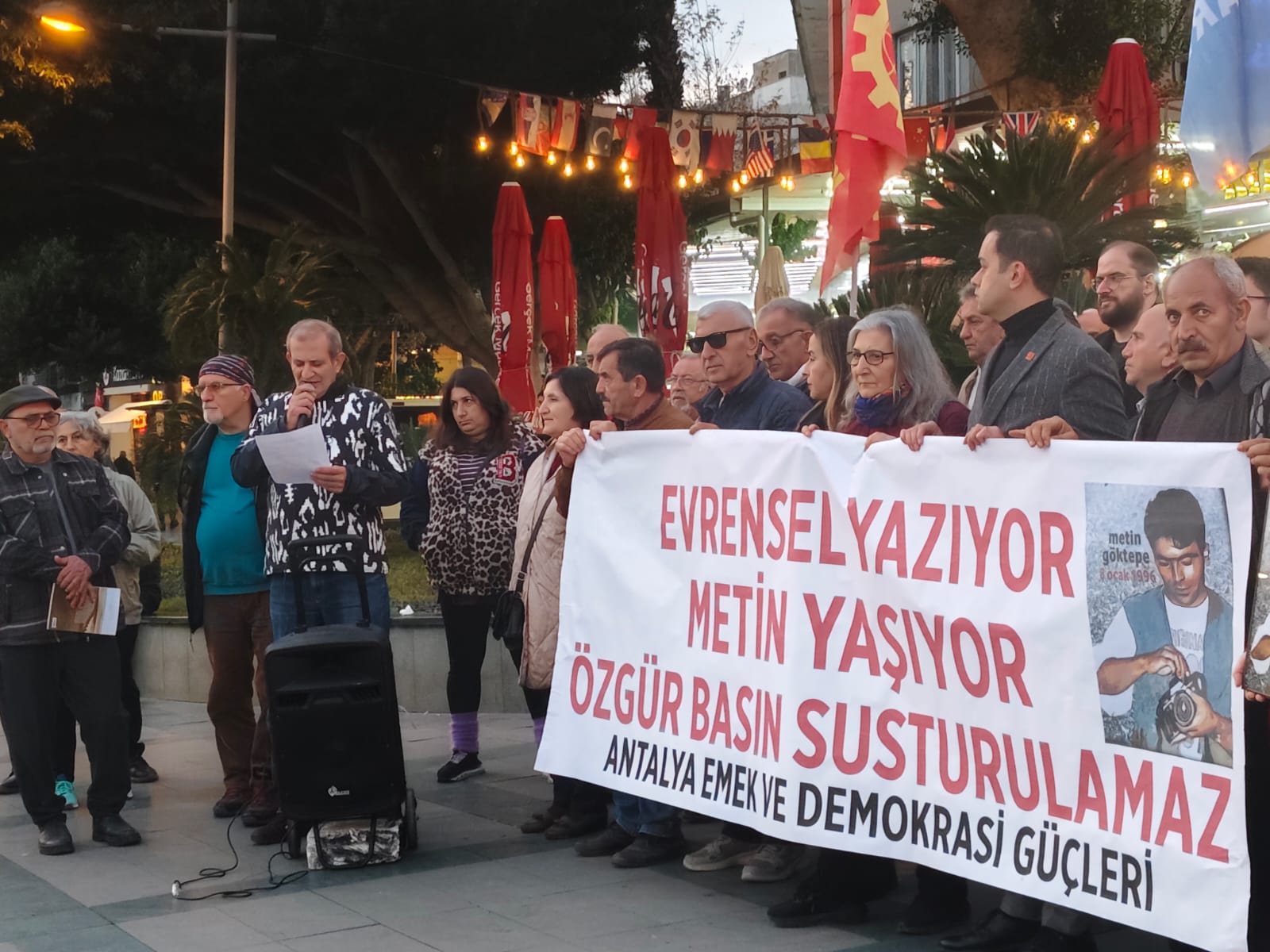 Gazeteci Metin Göktepe Anıldı
