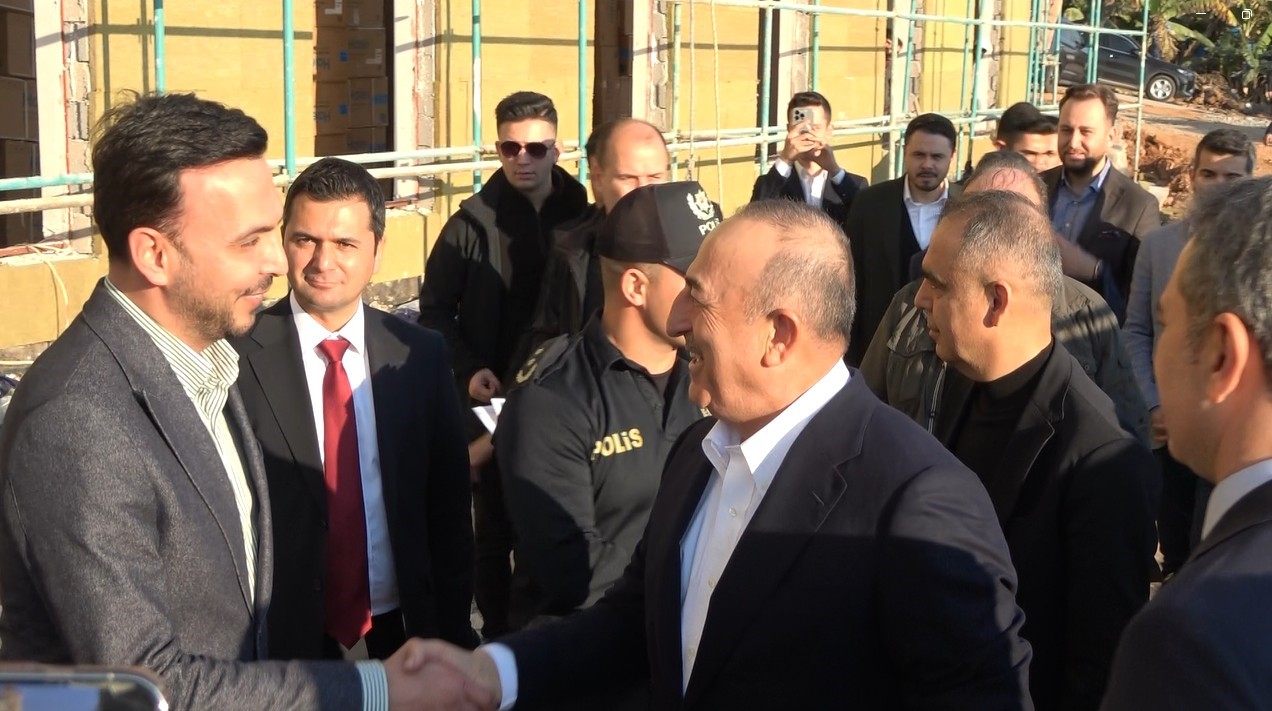 "Suriye'nin İstikrarı İçin Herkesin Atılan Olumlu Adımları Desteklemesi Gerekiyor"