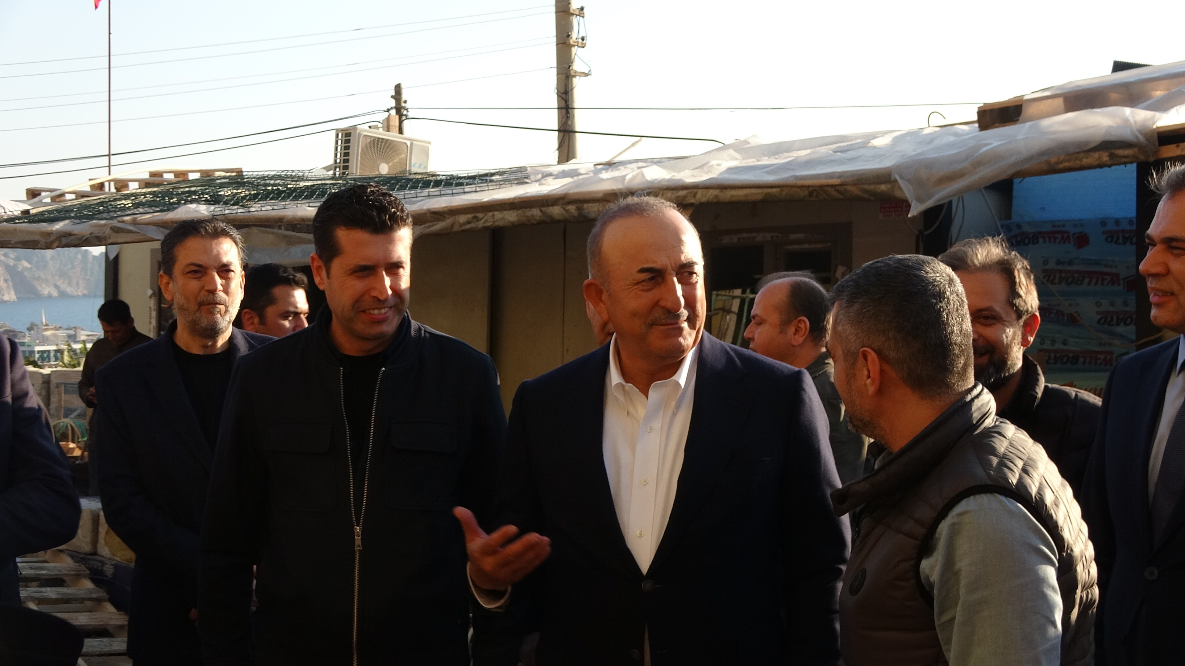 "Suriye'nin İstikrarı İçin Herkesin Atılan Olumlu Adımları Desteklemesi Gerekiyor"