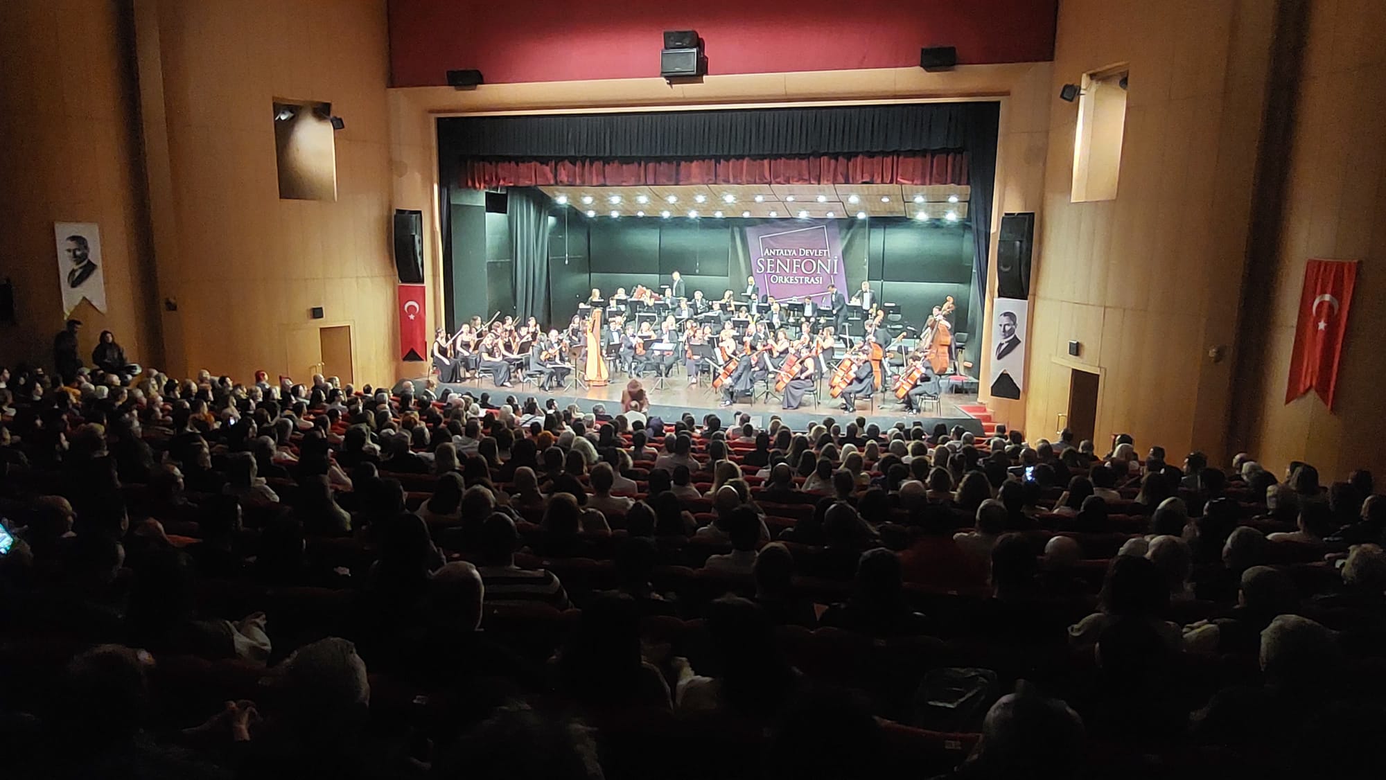 Antalya Devlet Senfoni Orkestrası'nın 25. Yıl Konserleri Devam Ediyor