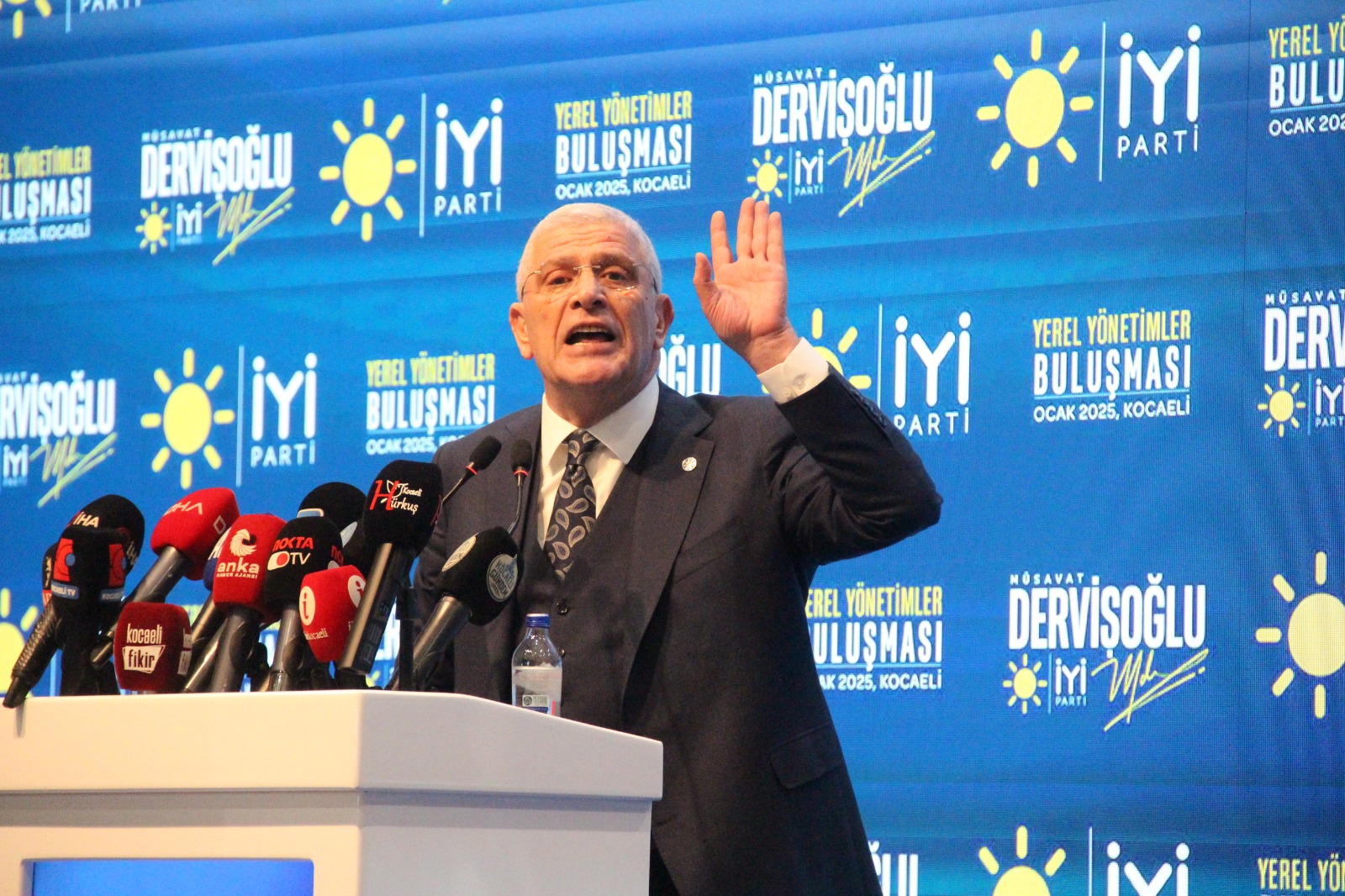 Dervişoğlu: 2 Dil, 2 Bayrak, 2 Devlet İstenirse Üzerimize Düşeni Yaparız