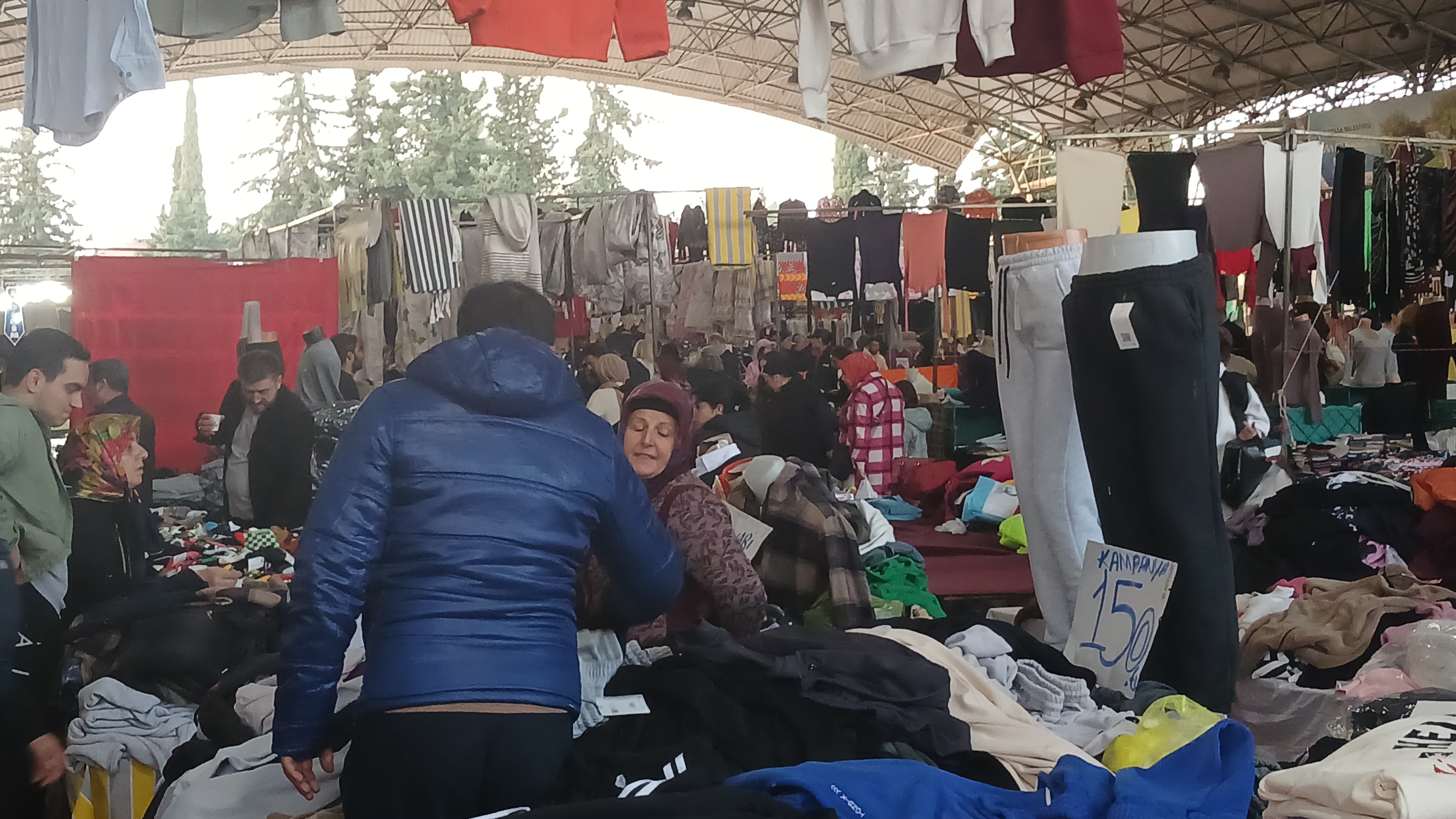 İhracat Fazlası Ürünler Vatandaşlarla Buluşuyor