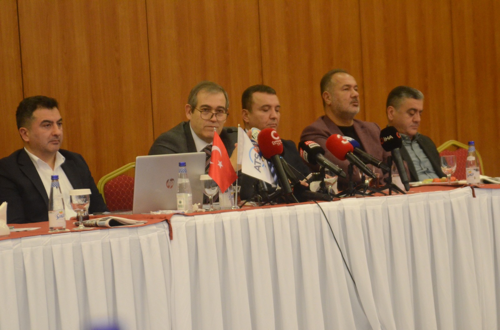 ATSO Başkanı Hacısüleyman: "Antalya, Turizm ve Tarımda Lider Konumunu Koruyor"