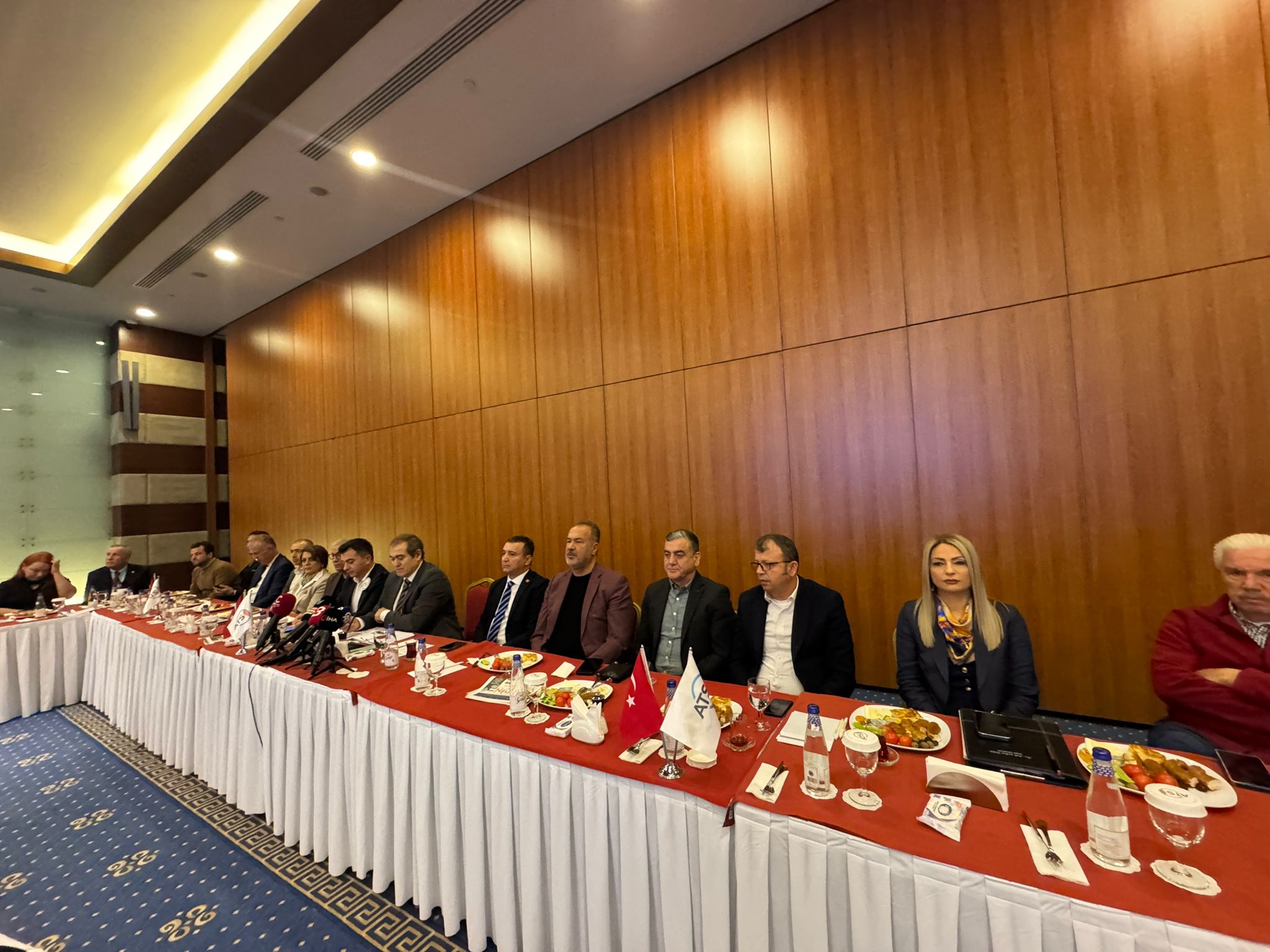 ATSO Başkanı Hacısüleyman: "Antalya, Turizm ve Tarımda Lider Konumunu Koruyor"