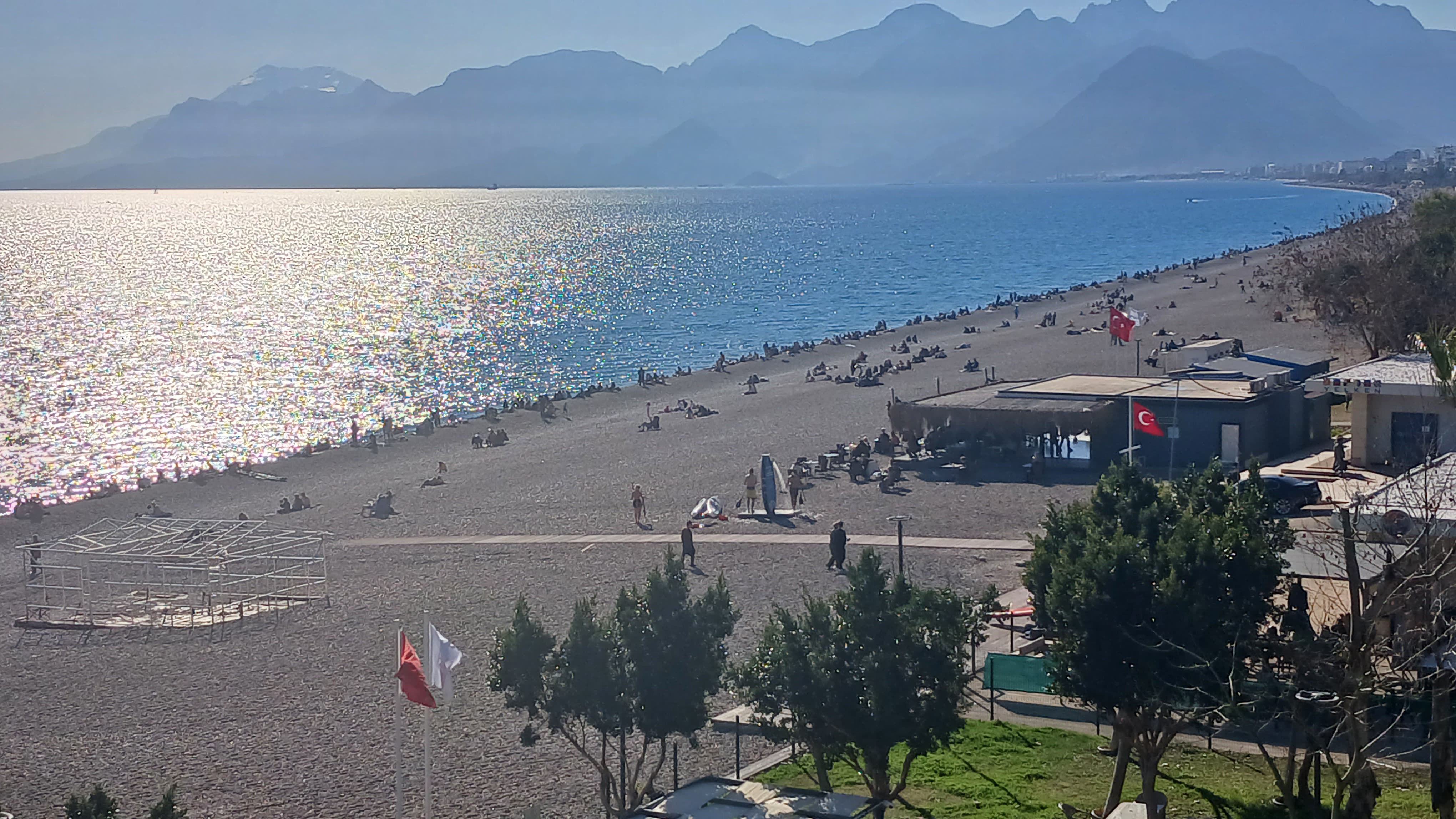 Antalyalılar Yaz Günü Tadında Bir Hafta Sonu Geçirdi