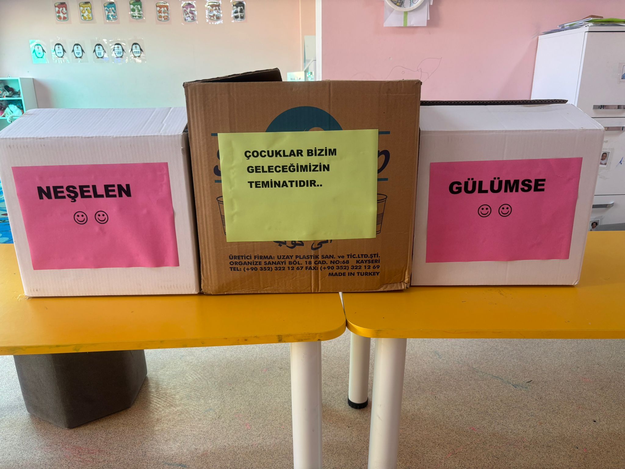 Minik Öğrencilerden Büyük Davranış   