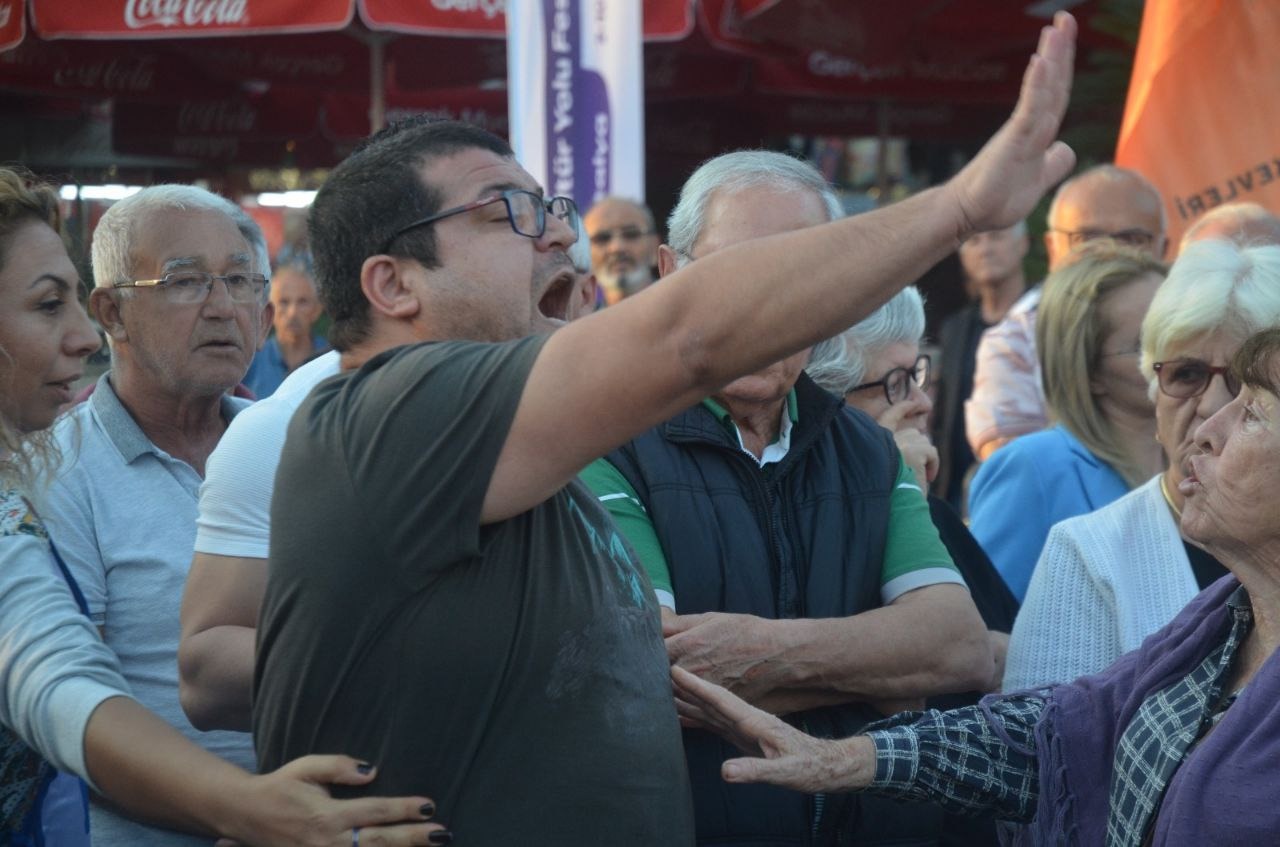 Antalya'da Emek ve Demokrasi Güçleri'nden Kayyum Atamalarına Protesto