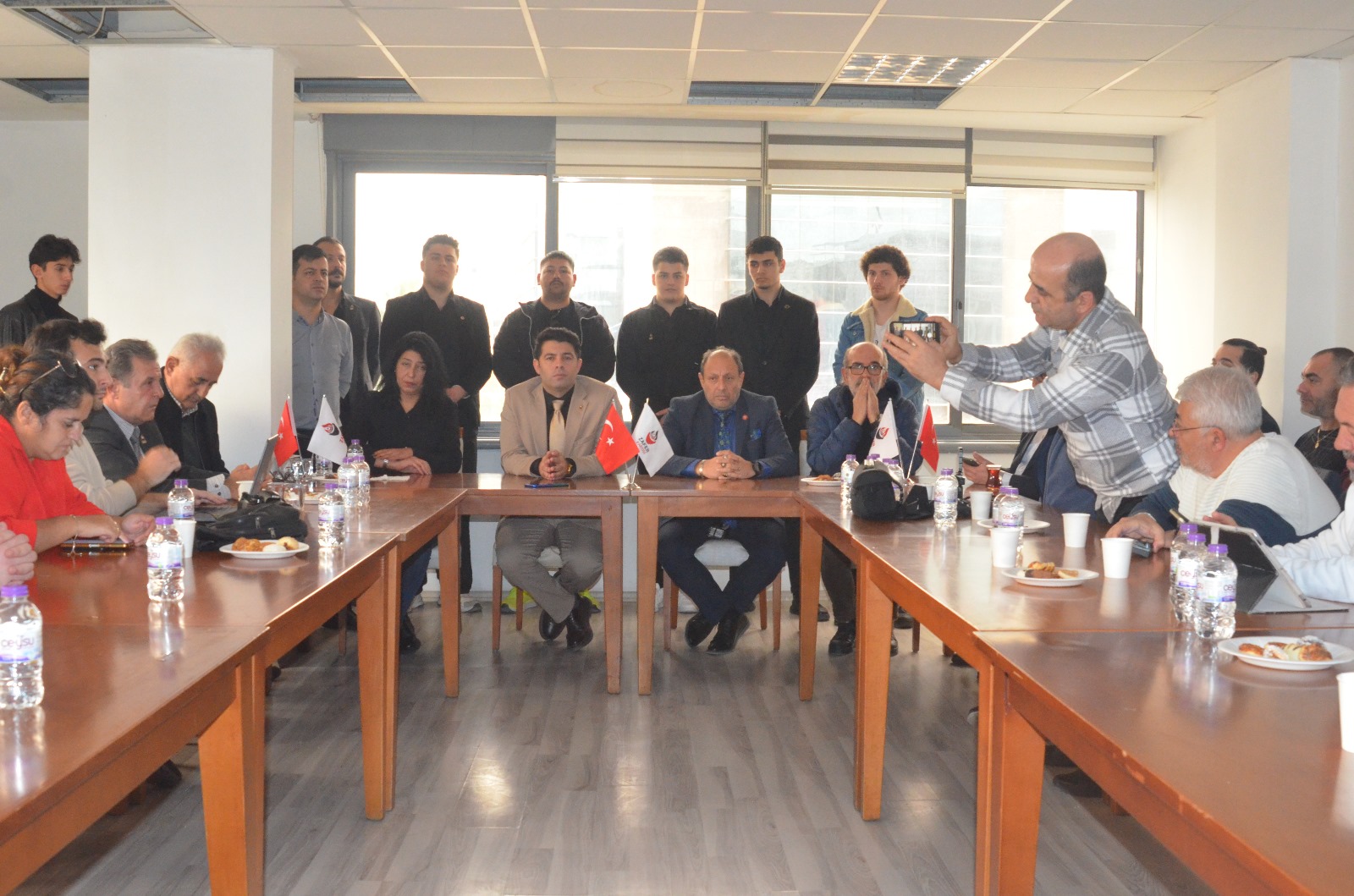 Zafer Partisi Antalya İl Başkanlığı; "Provokasyonlara Karşıyız, Hukuk Yolu İle Mücadeleniz Devam Edecek"