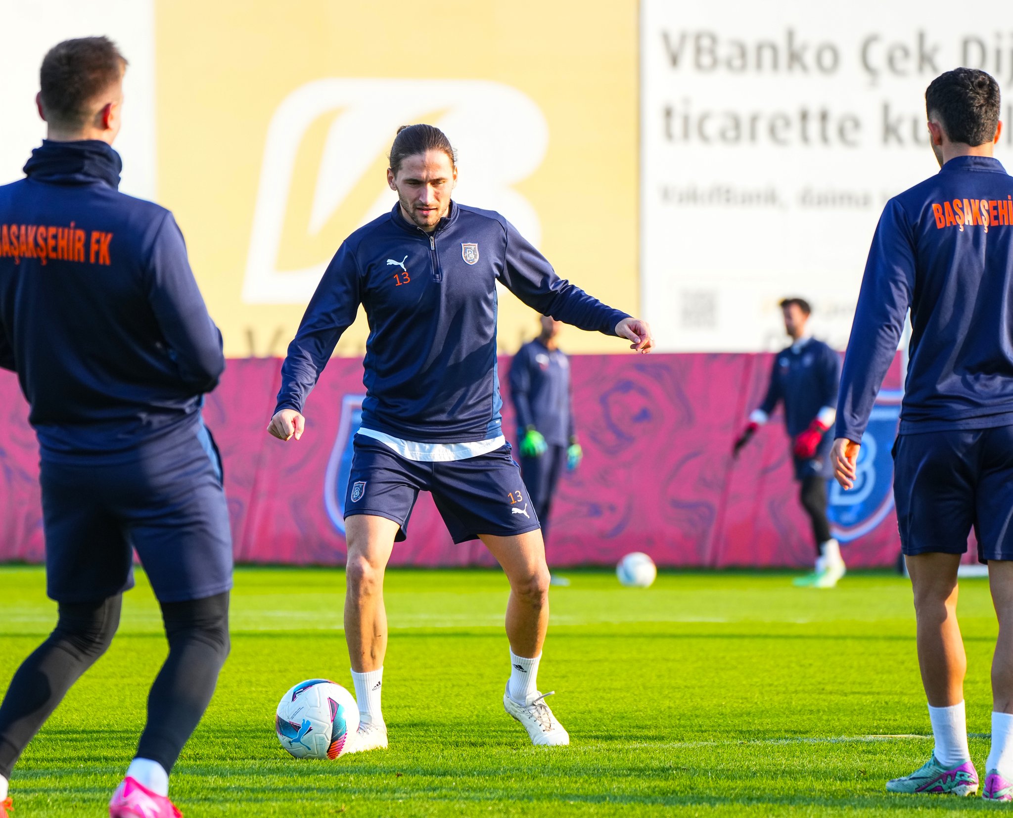 Alanyaspor Evinde Başakşehir’i Ağırlayacak