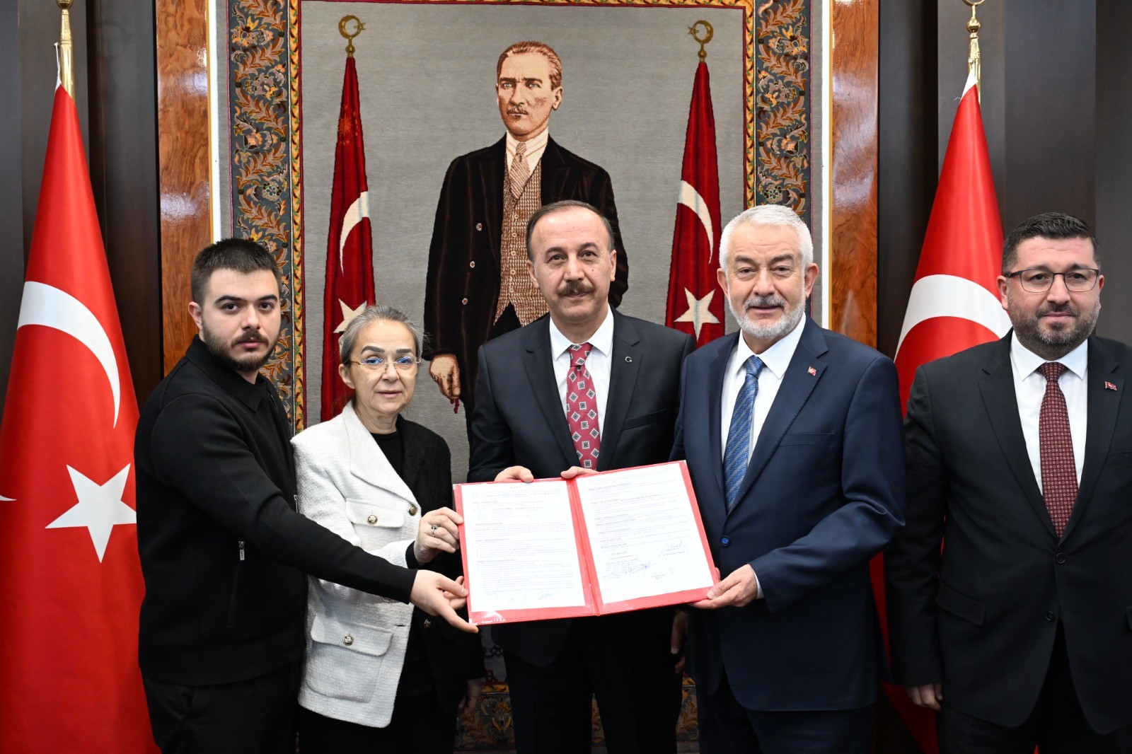 Vefat Eden Mürüvvet'in Başdeğirmen'in Yarım Kalan Hayali Çocuklarla Can Bulacak