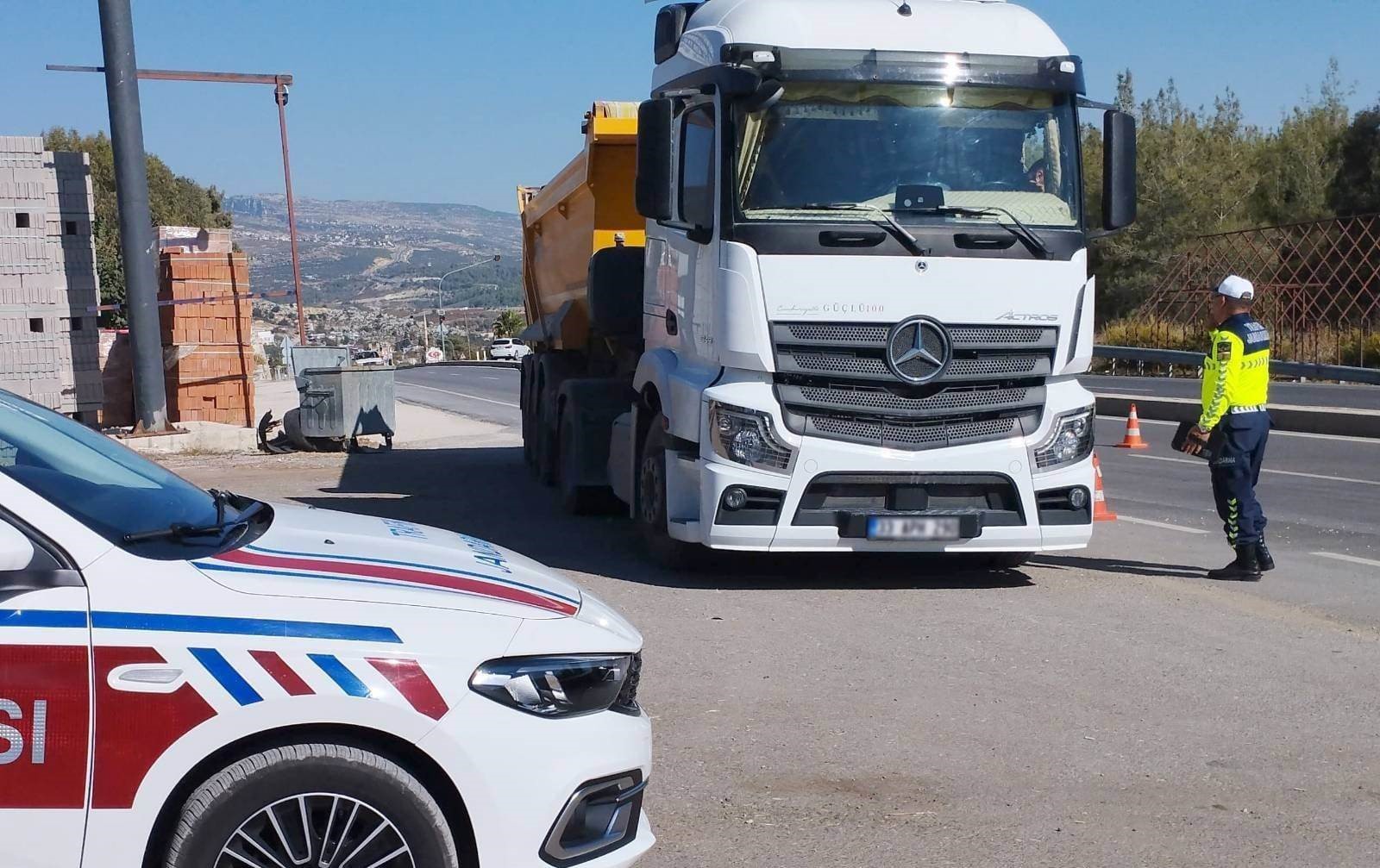 Mersin'de Kural İhlali Yapan Sürücülere Ceza Yağdı