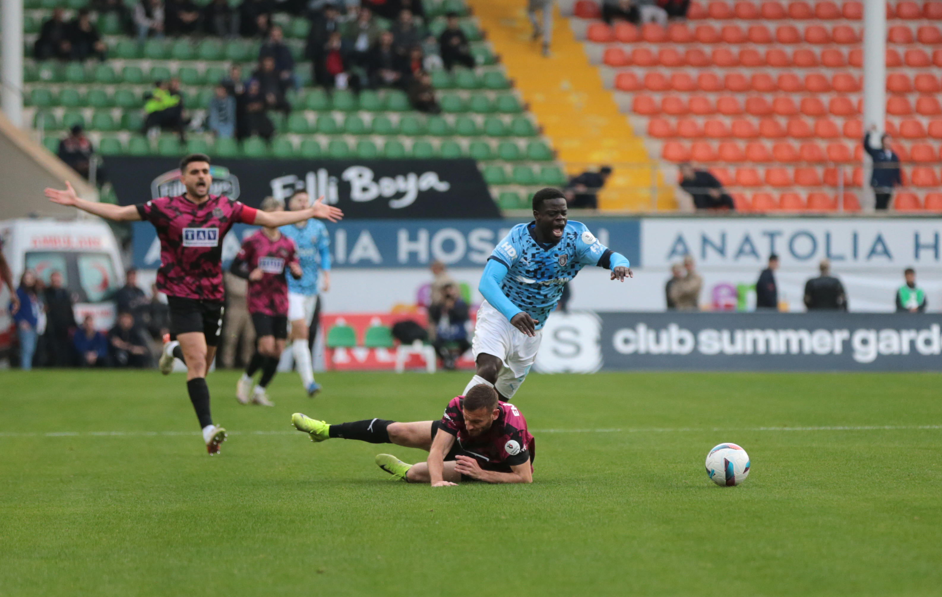 9 Gollü Maçta Kazanan Alanyaspor