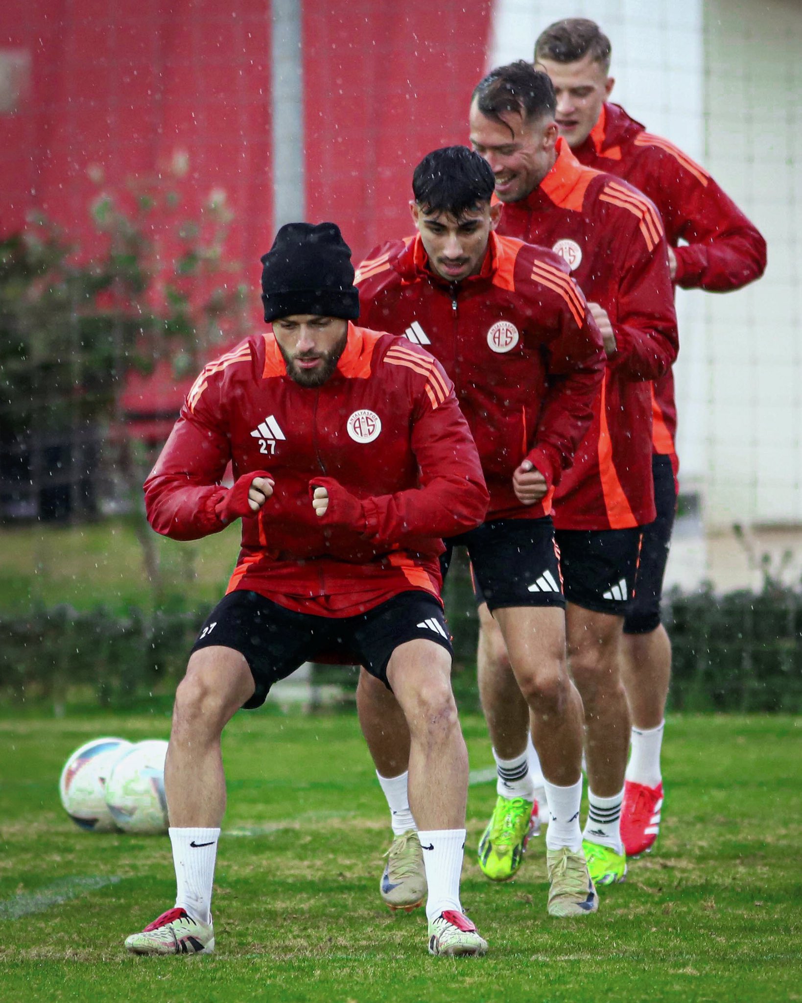 Antalyaspor – Beşiktaş Maçı Muhtemel 11’ler