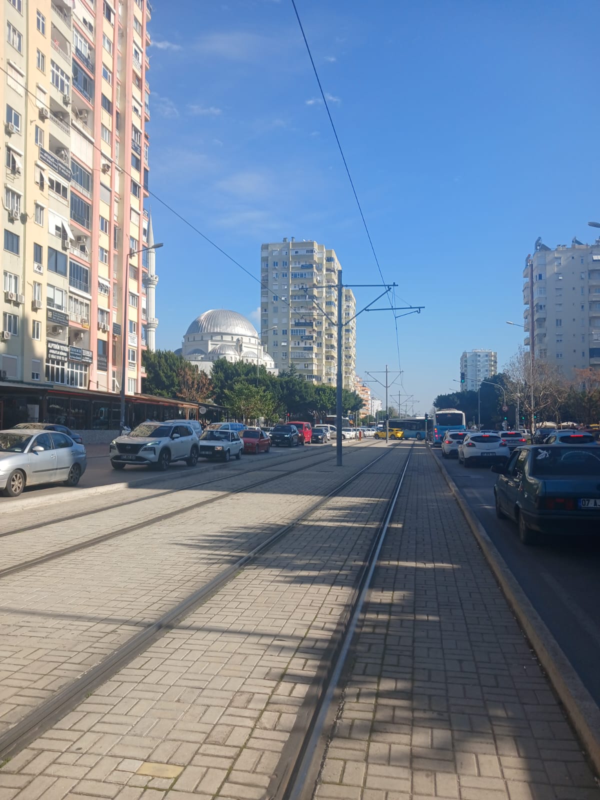 Antalya'da Trafik Sorunu Büyümeye Devam Ediyor