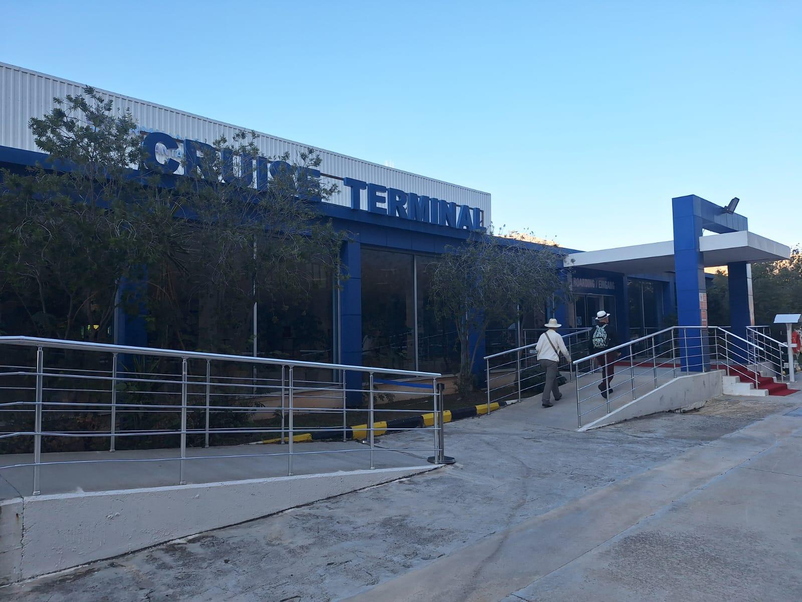 QTerminals Antalya, Sezonun İlk Kruvaziyer Gemisini Ağırladı 