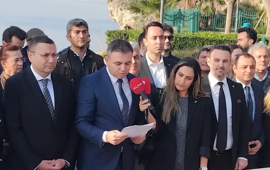 TMMOB Antalya İKK: Falezlerdeki İzinsiz Yapılar Ekosistemi Tehdit Ediyor