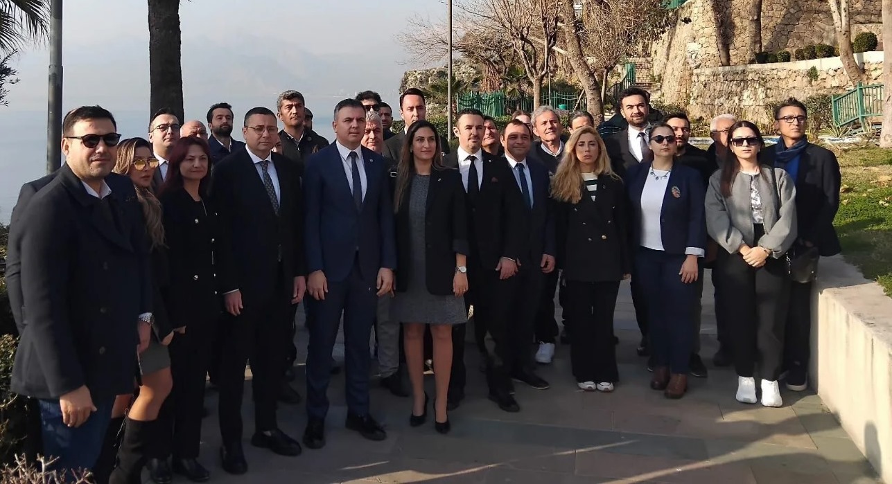 TMMOB Antalya İKK: Falezlerdeki İzinsiz Yapılar Ekosistemi Tehdit Ediyor