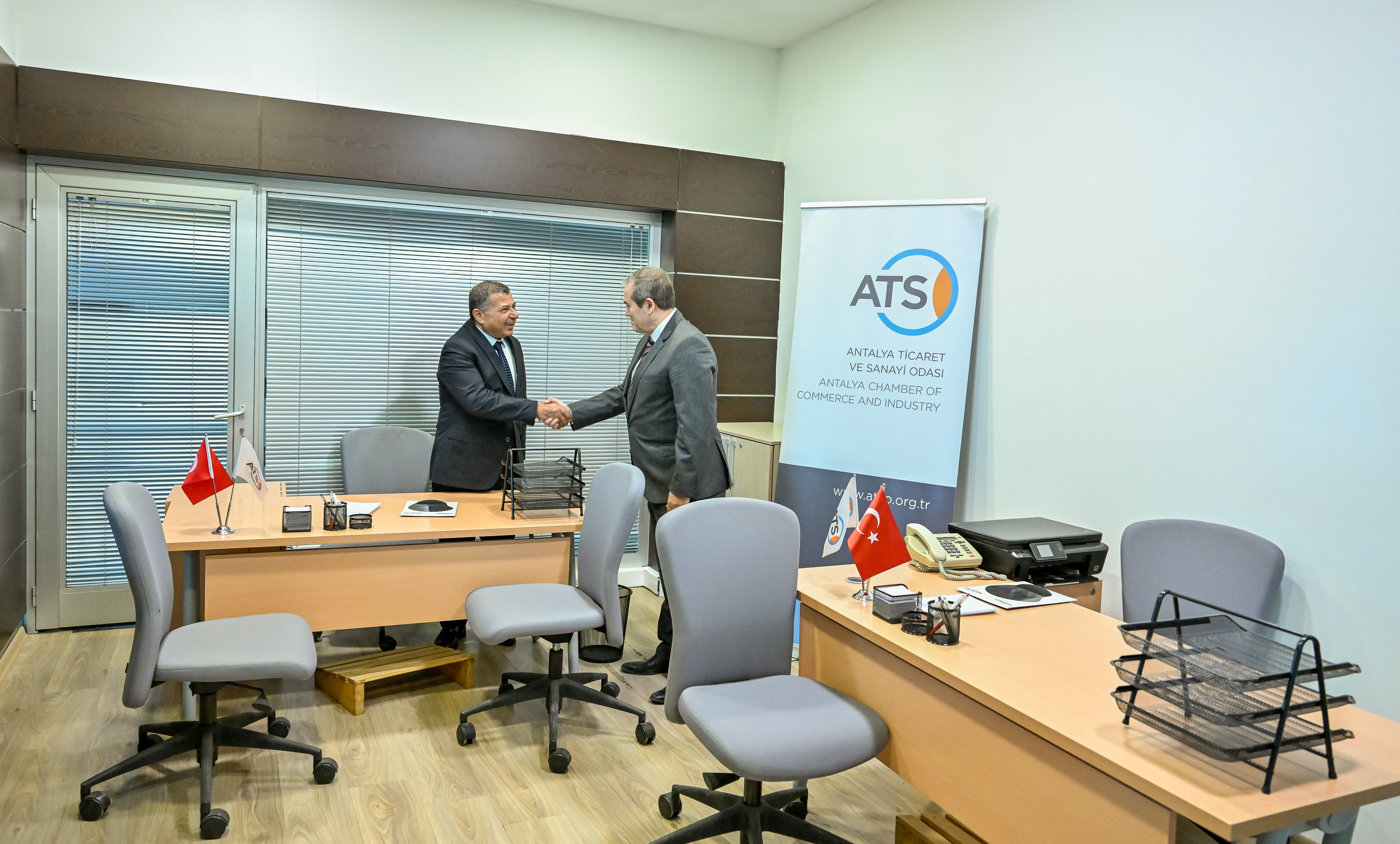 ATSO ve SGK Antalya İl Müdürlüğü Arasında Rehberlik ve İş Birliği Protokolü İmzalandı