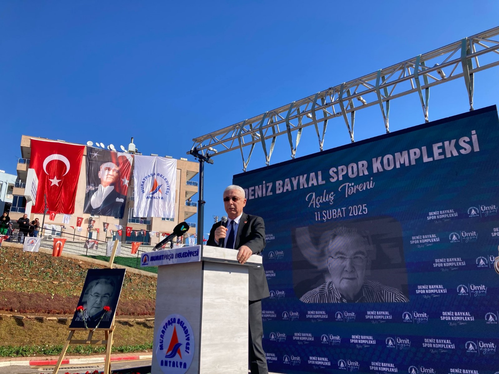 Deniz Baykal Spor Kompleksi Açıldı