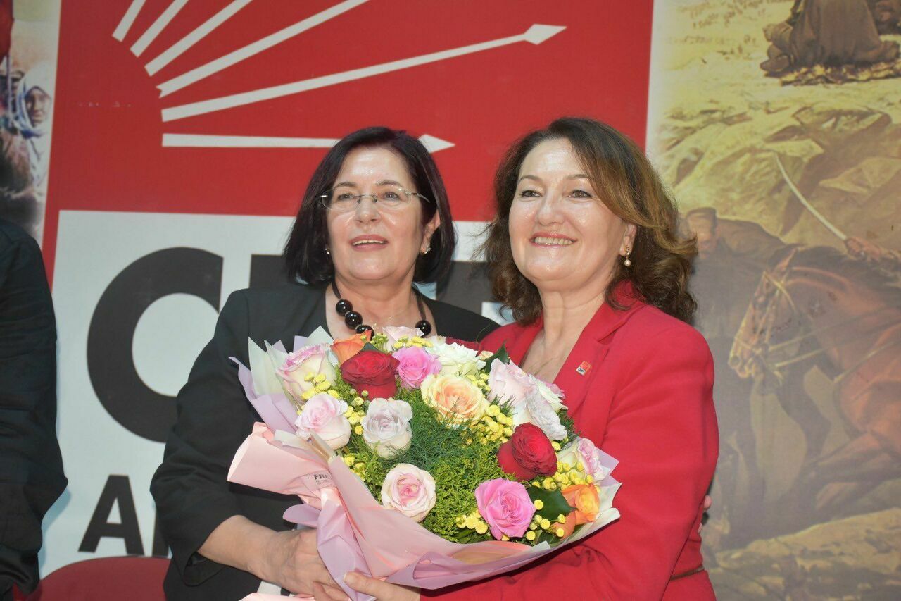 CHP Antalya Kadın Kolları Başkanı Necla İnci Bayrak, Türk Medeni Kanunu’nun kabulünün yıldönümünde açıklama yaptı.