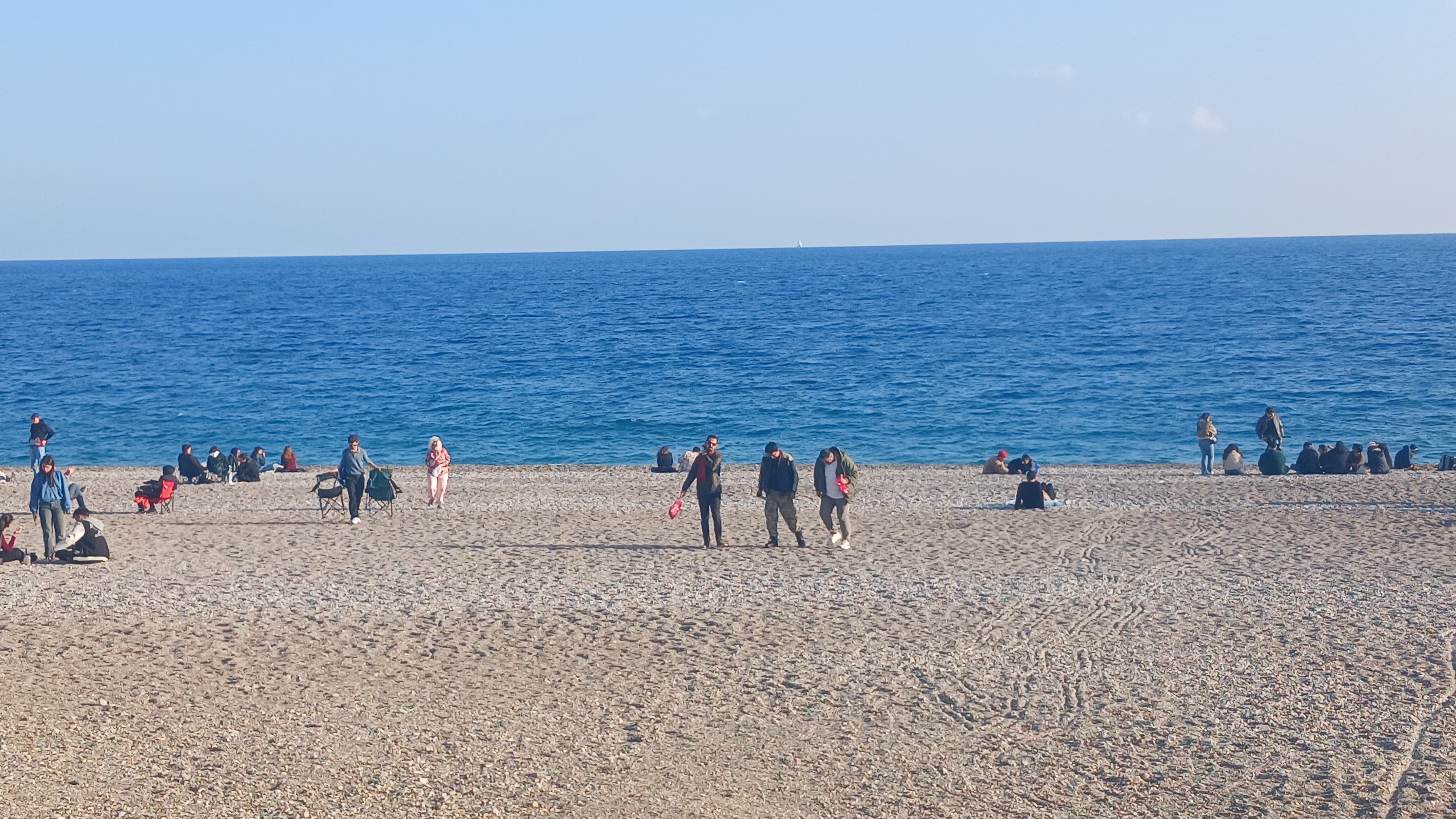Antalya’da Hafta Sonu Yaz Günü Tadında Geçti