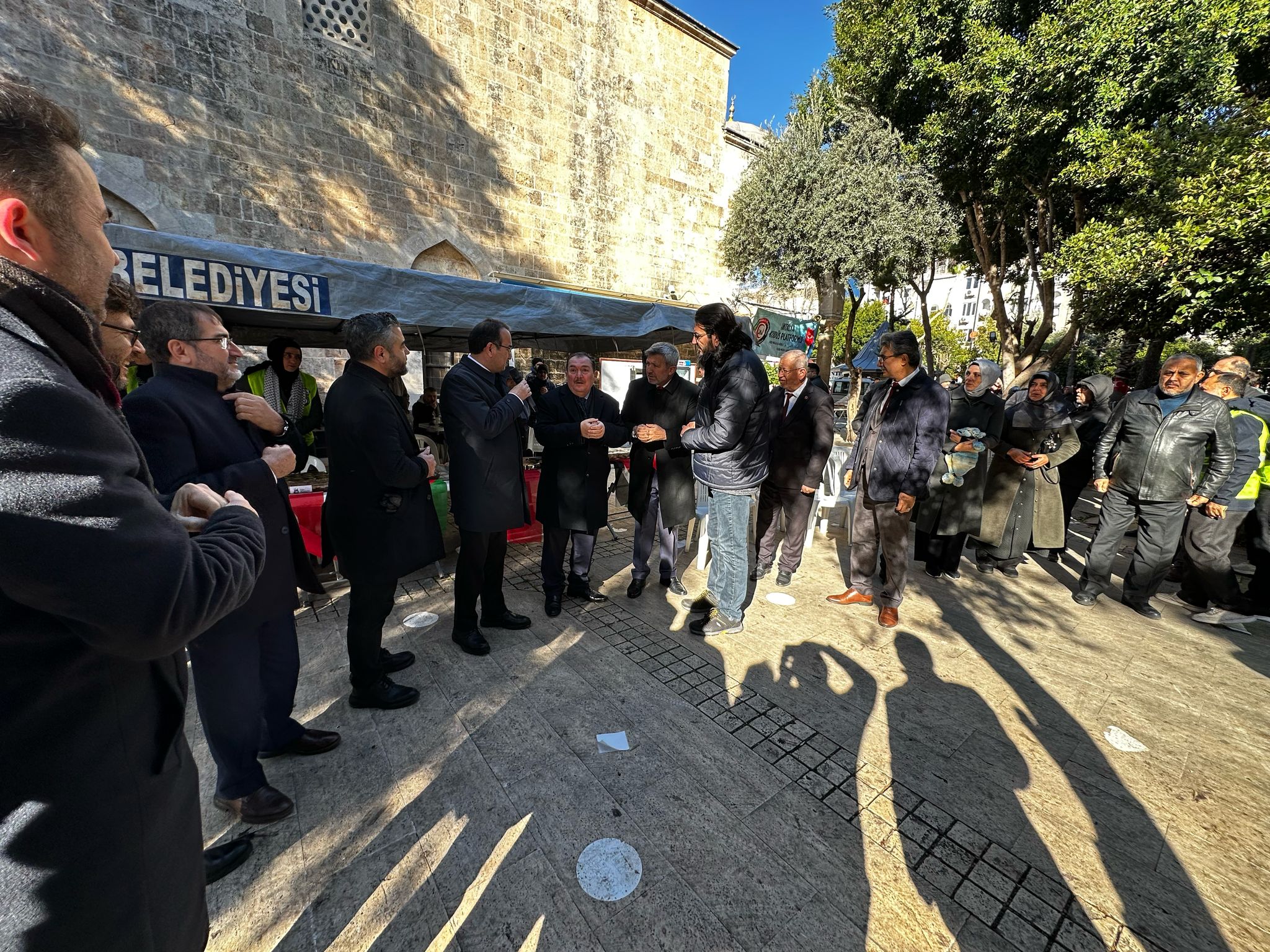 Antalya'da Hayır Çarşısı Kuruldu