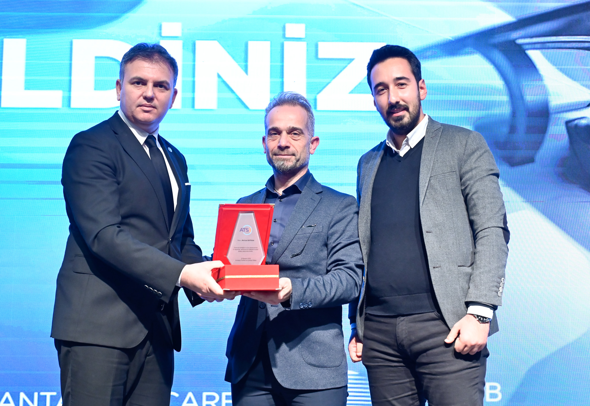 "Elektrikli Araçlar ve Şarj İstasyonları/ E-Mobilite" Semineri Düzenlendi