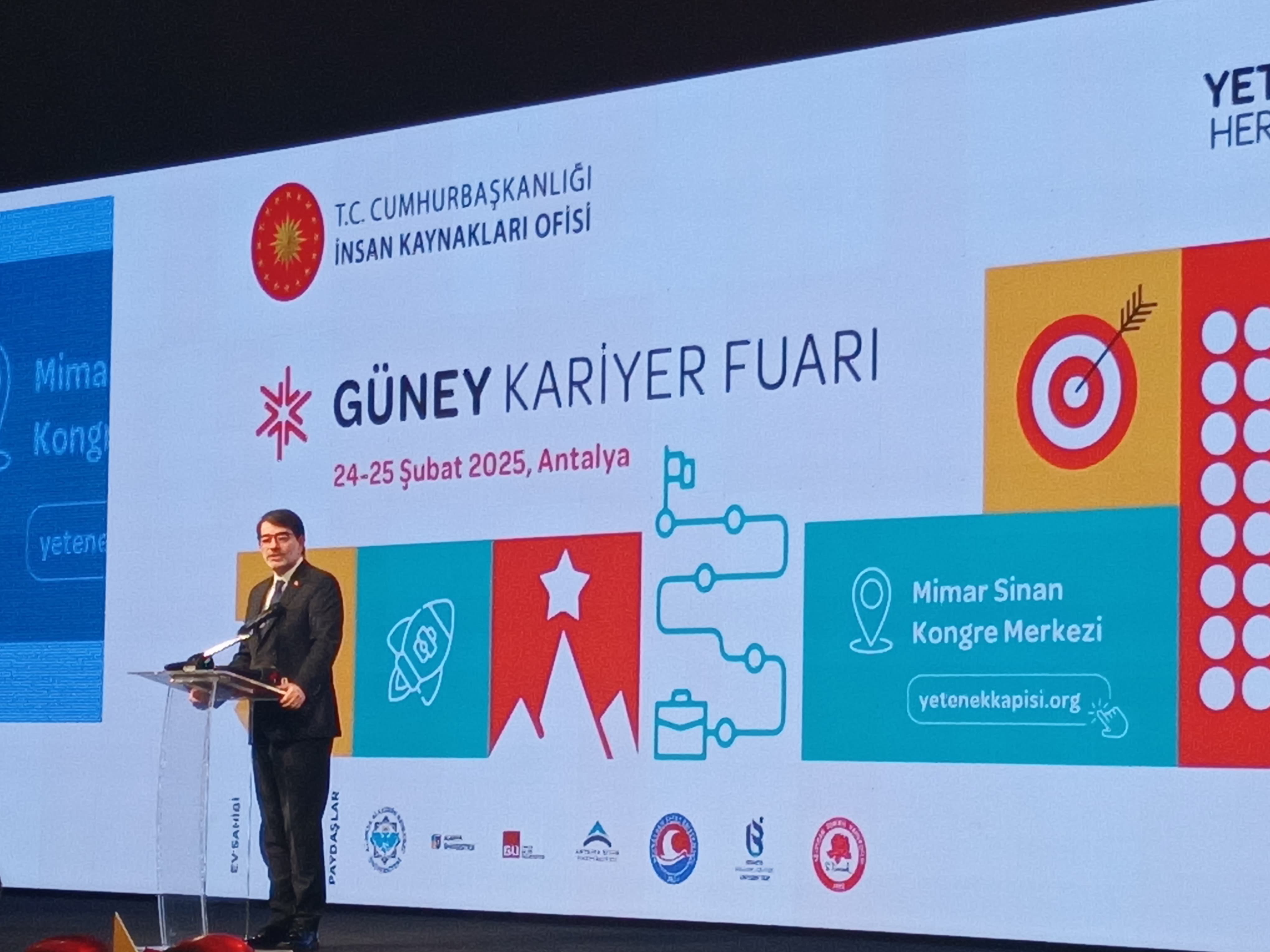 Güney Kariyer Fuarı Açıldı