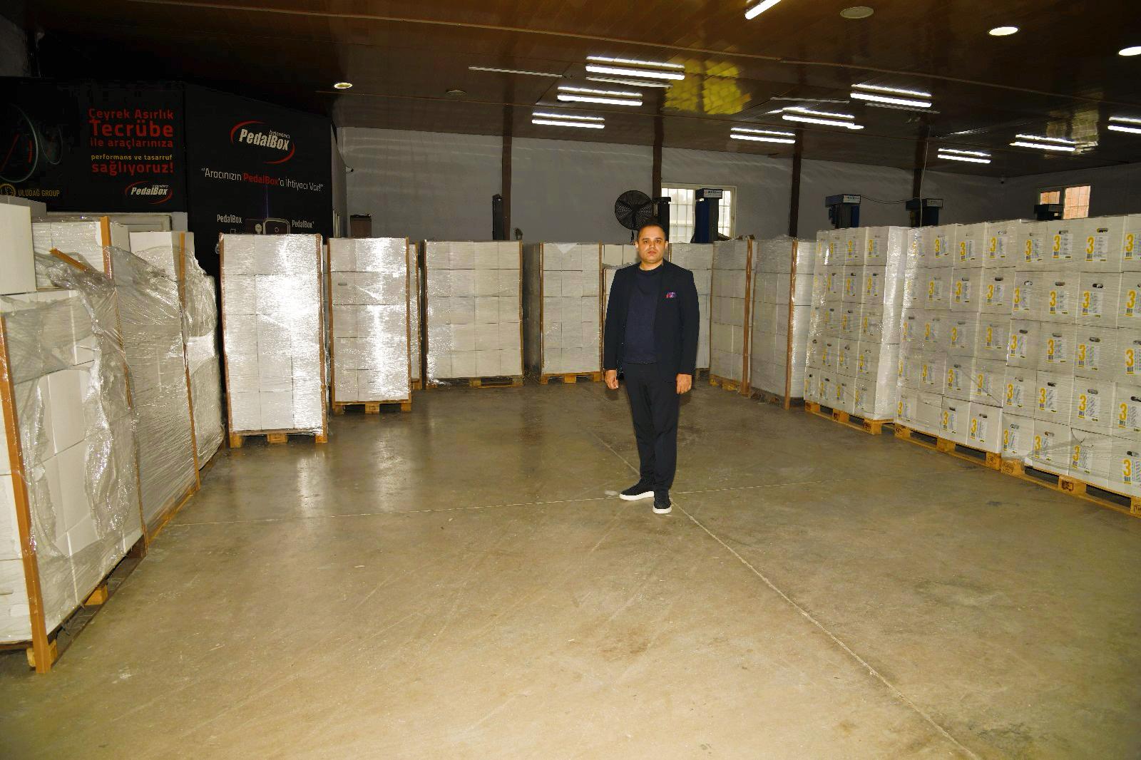 Antalya’nın hayırsever iş insanı Barış Kurucu ve dostları, Ramazan’da 5000 aileye yardım eli uzatacak.