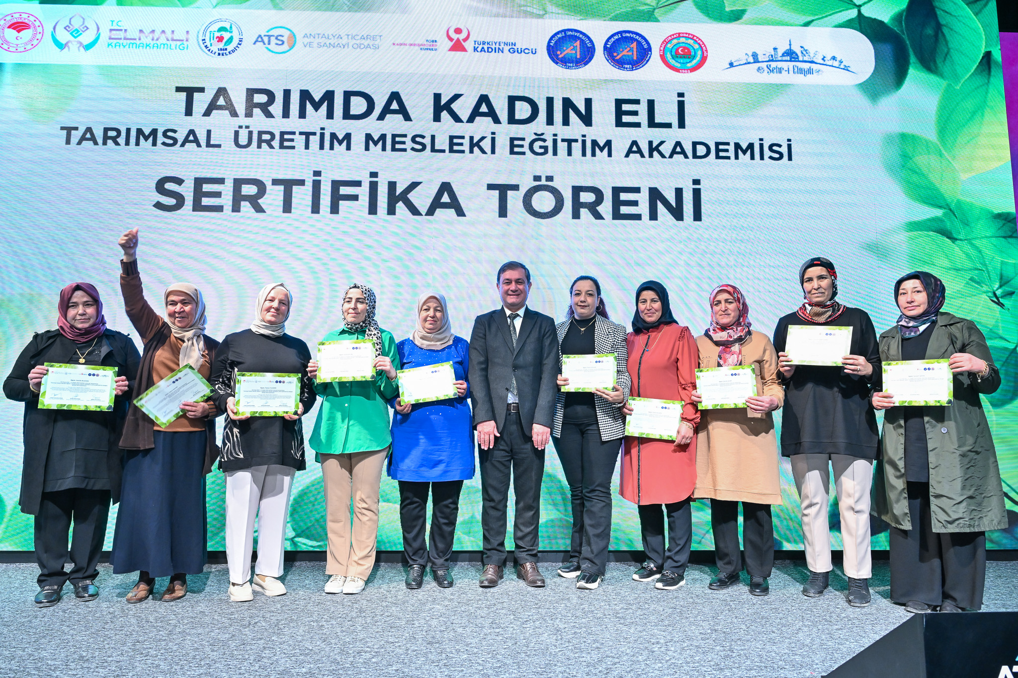  "Tarımda Kadın Eli: Tarımsal Üretim Mesleki Eğitim Akademisi" Sertifika Töreni Gerçekleştirildi