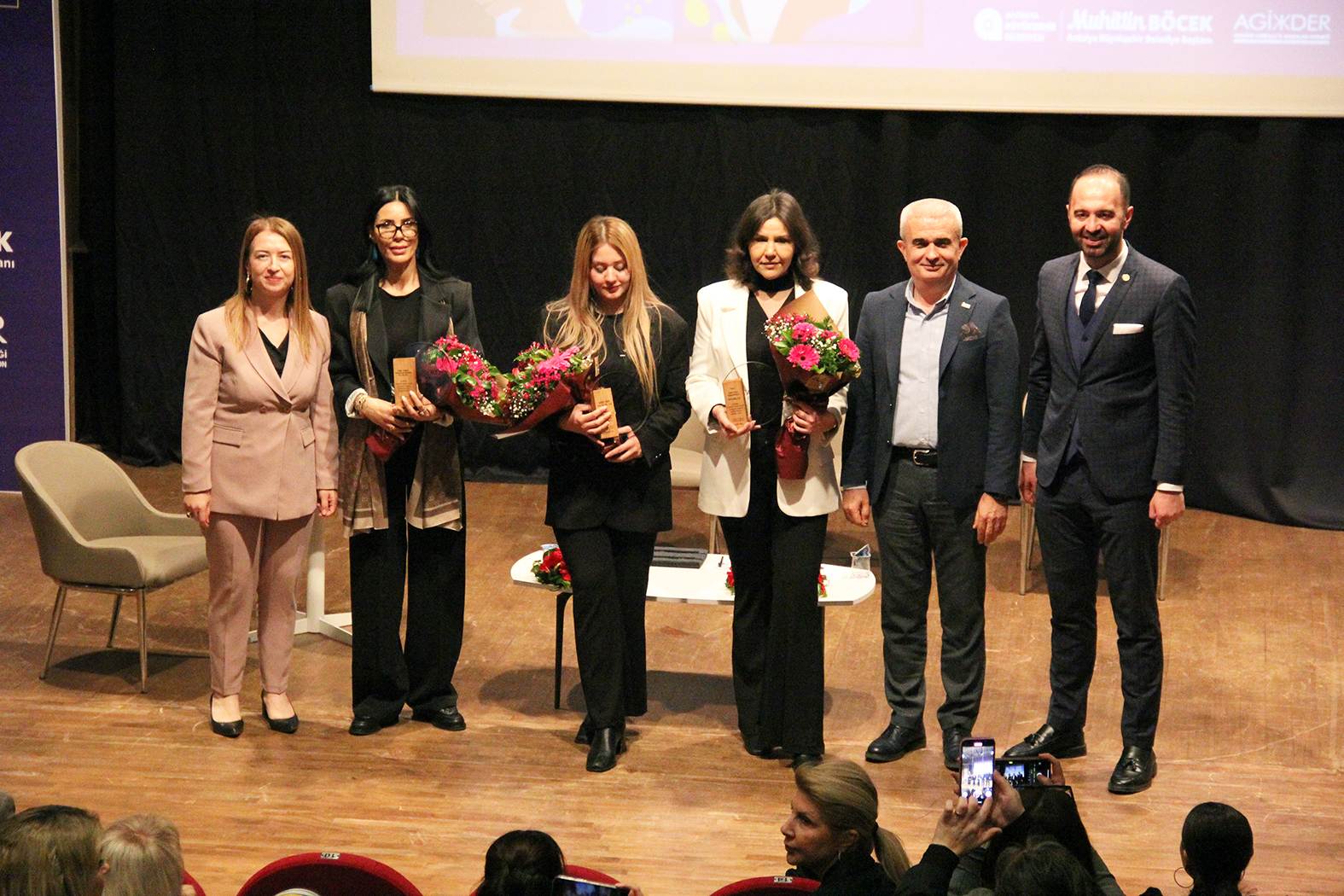 Girişimci Kadın Zirvesi Gerçekleştirildi