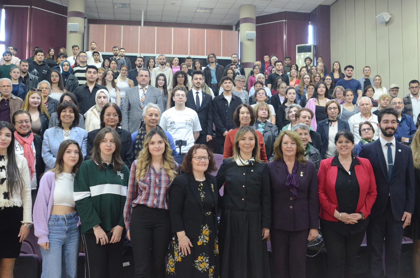 Akdeniz Üniversitesi’nde: Fikirler ve Liderler Buluştu